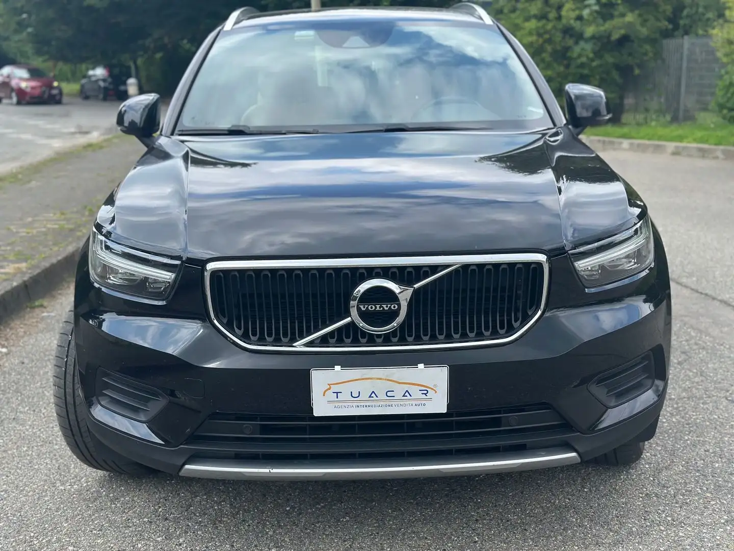 Volvo XC40 Momentum D3 Nero - 2