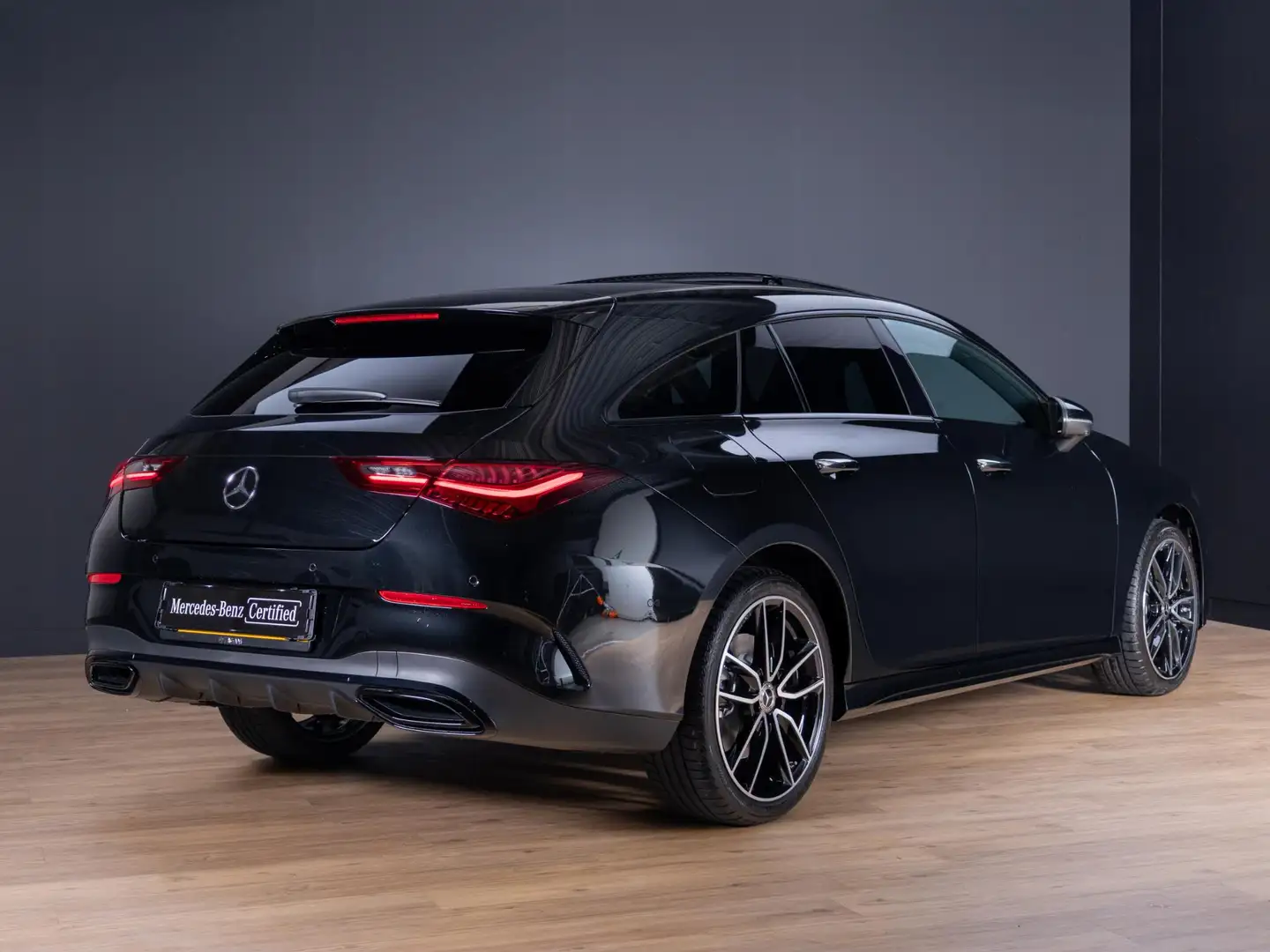 Mercedes-Benz CLA 250 Shooting Brake e Business Solution AMG Panorama da Noir - 2