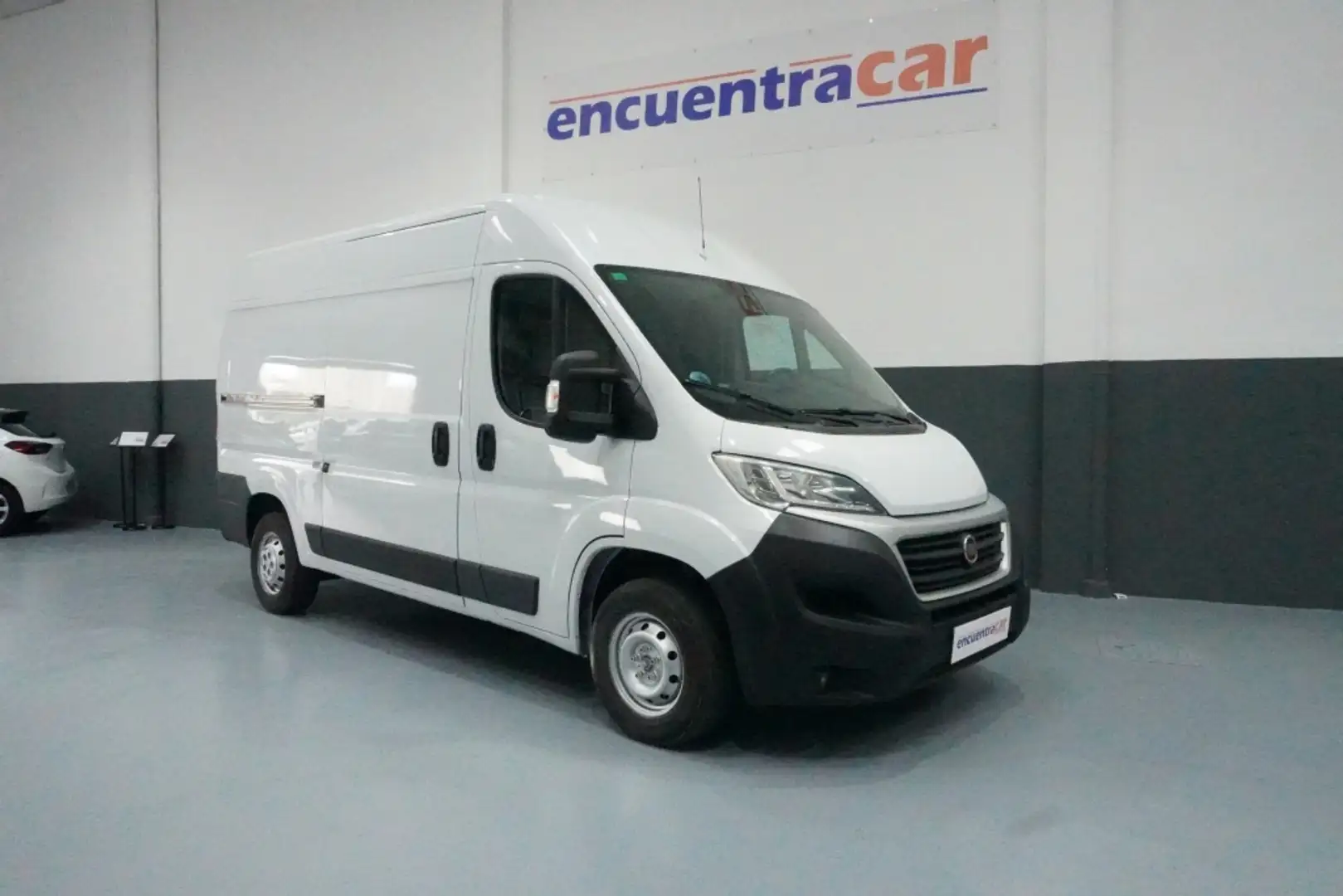 Fiat Ducato Fg. 30 2.3Mjt LPEGR Medio 95kW Blanco - 2