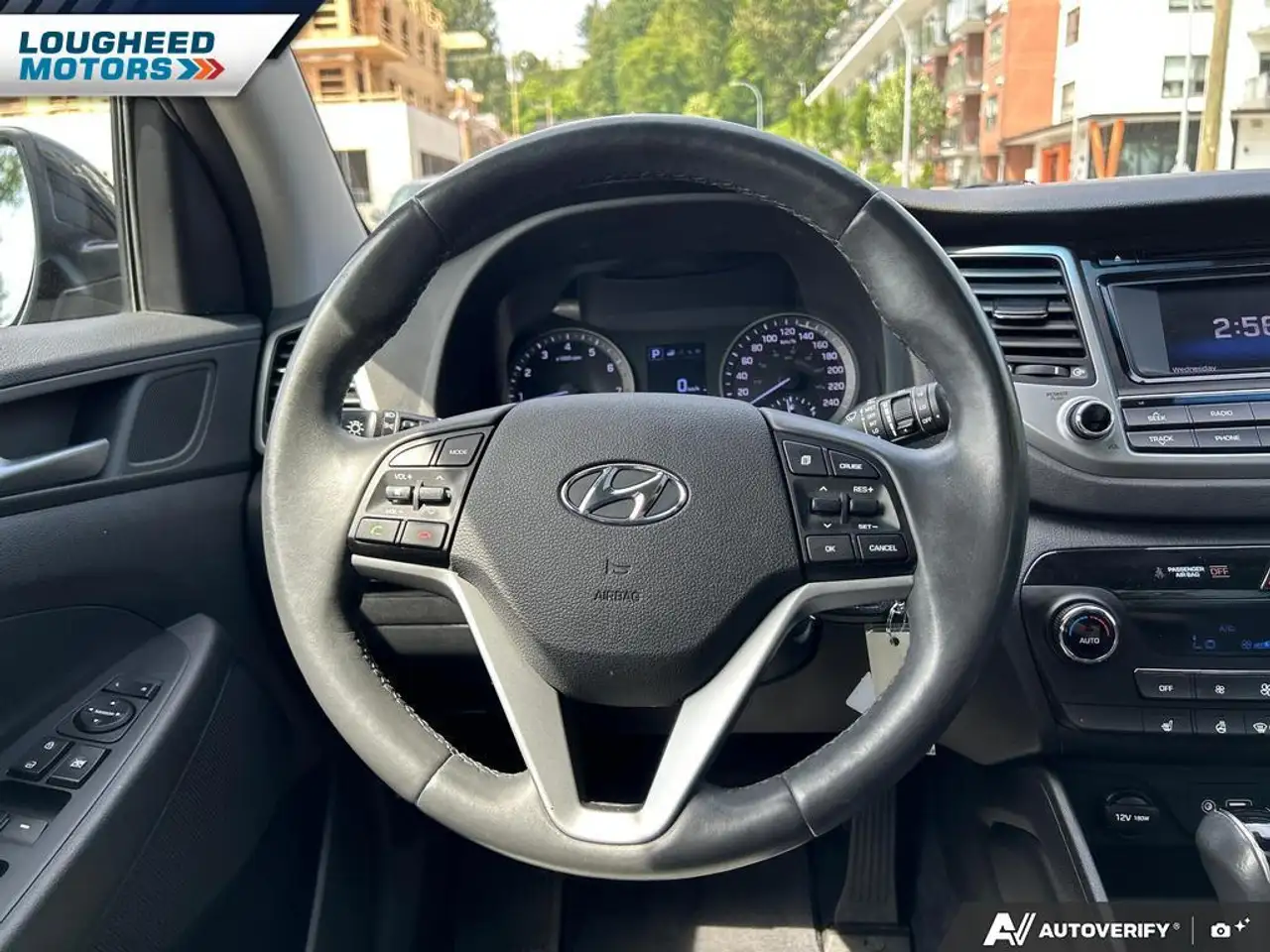 Hyundai TUCSON снимка Hyundai TUCSON