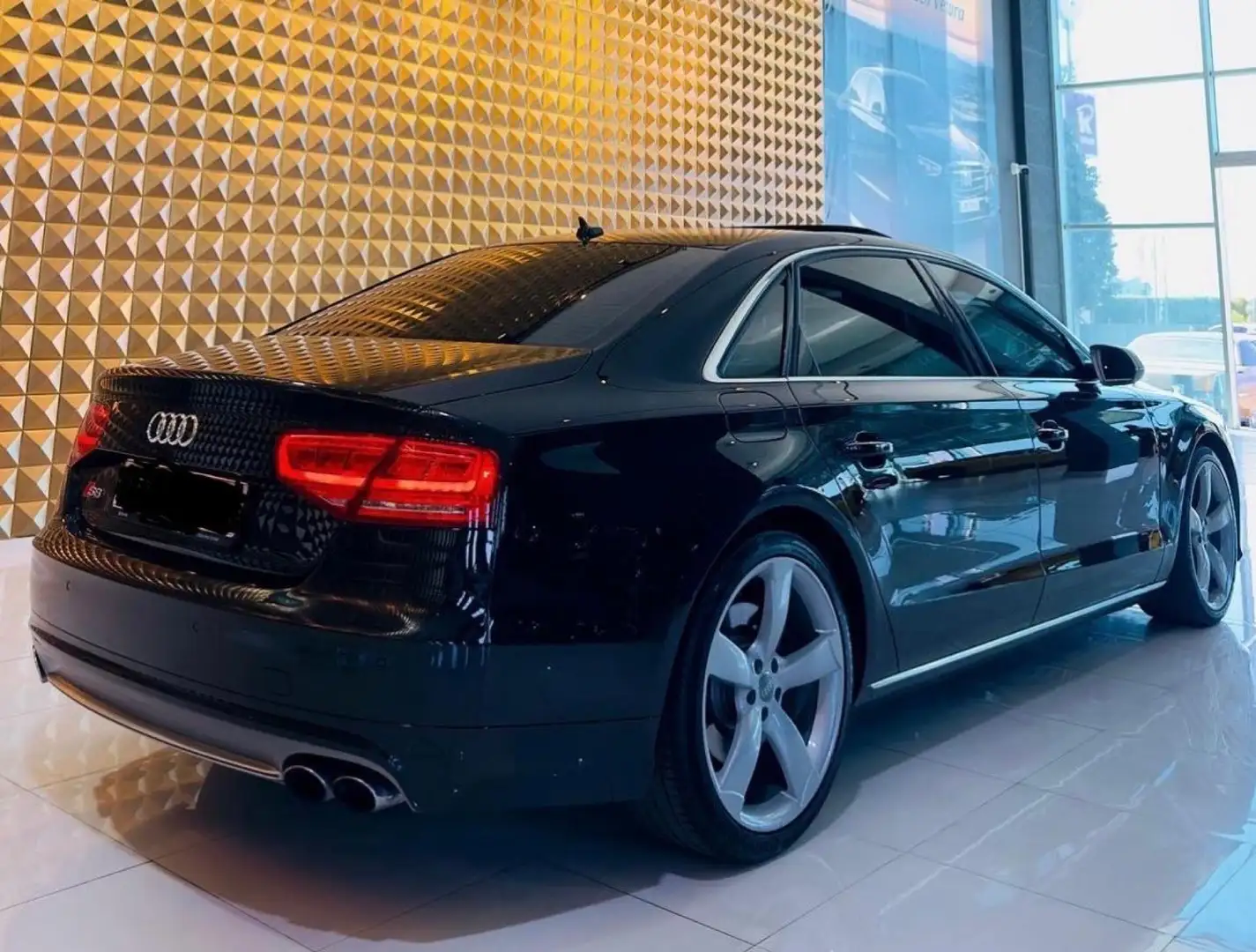 Audi A8 4.2 FSI quattro tiptronic Langversion Noir - 2