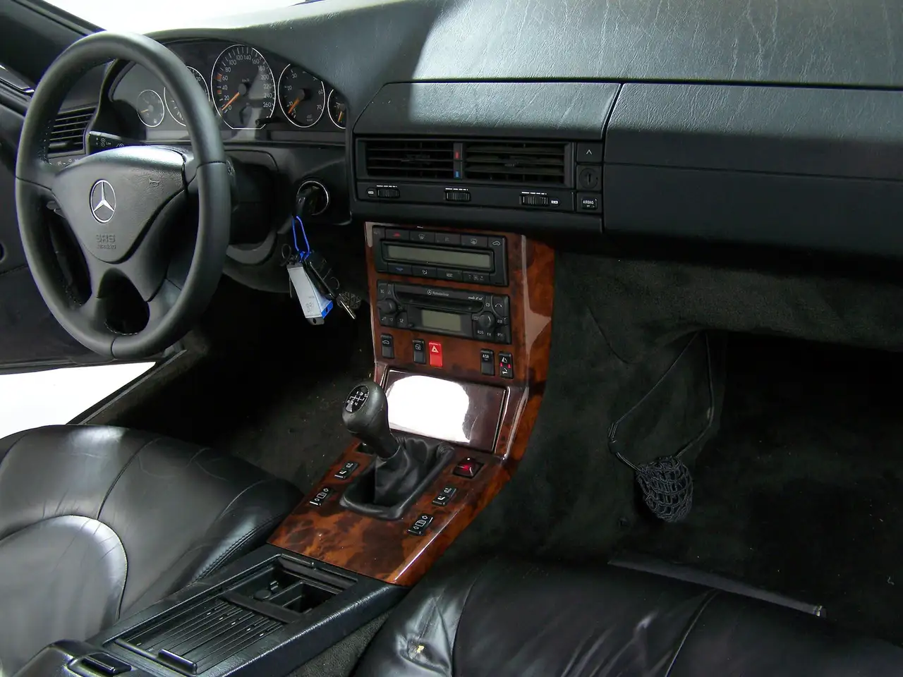 Mercedes-Benz SL 280 2.HAND+HARDTOP+KLIMAAUTOMATIK+LEDER, foto 7