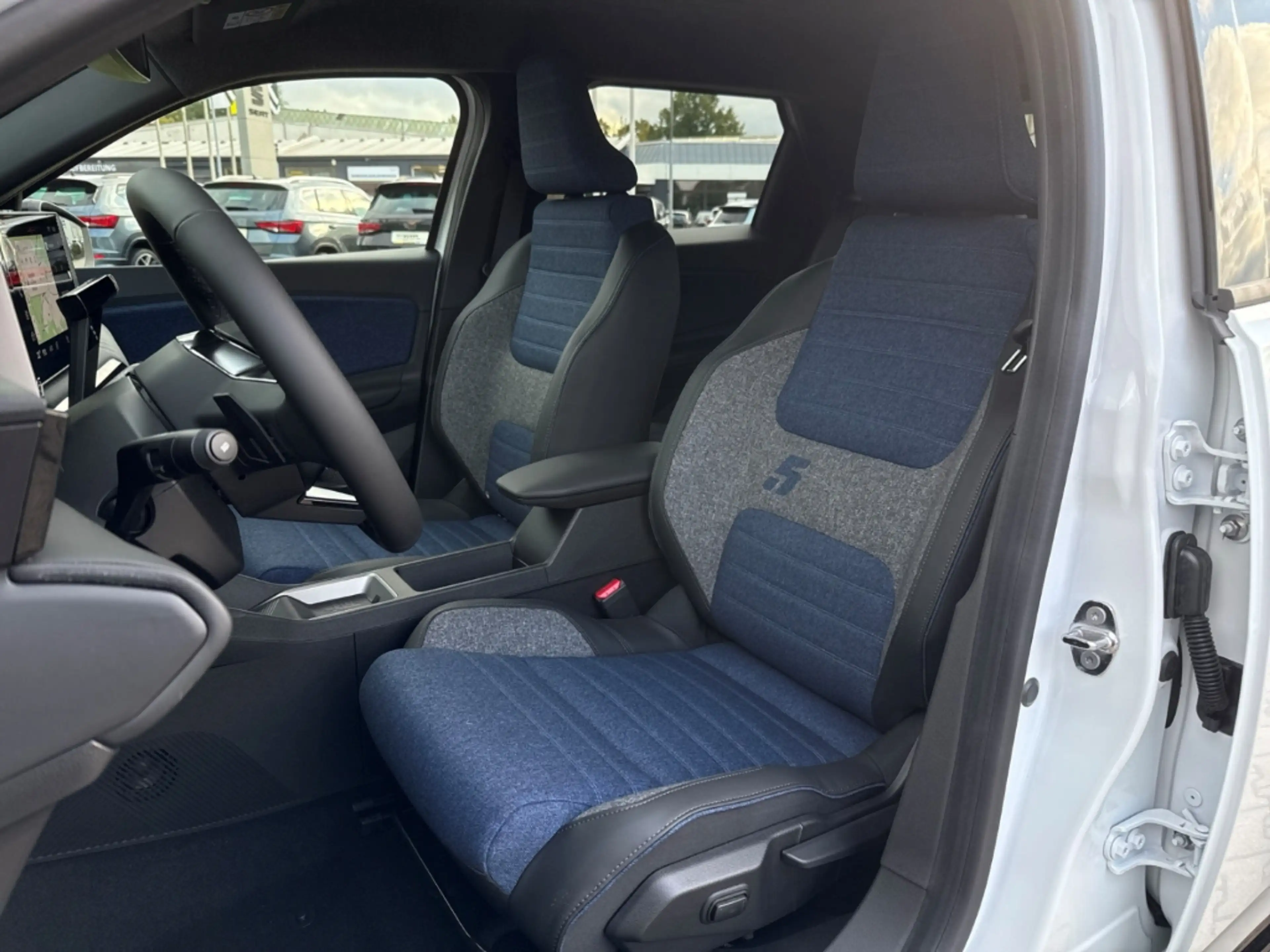 Renault R 5 ICONIC FIVE 150 COMFORT RANGE E-FA RDERUNG E-FÖRDE — photo 9
