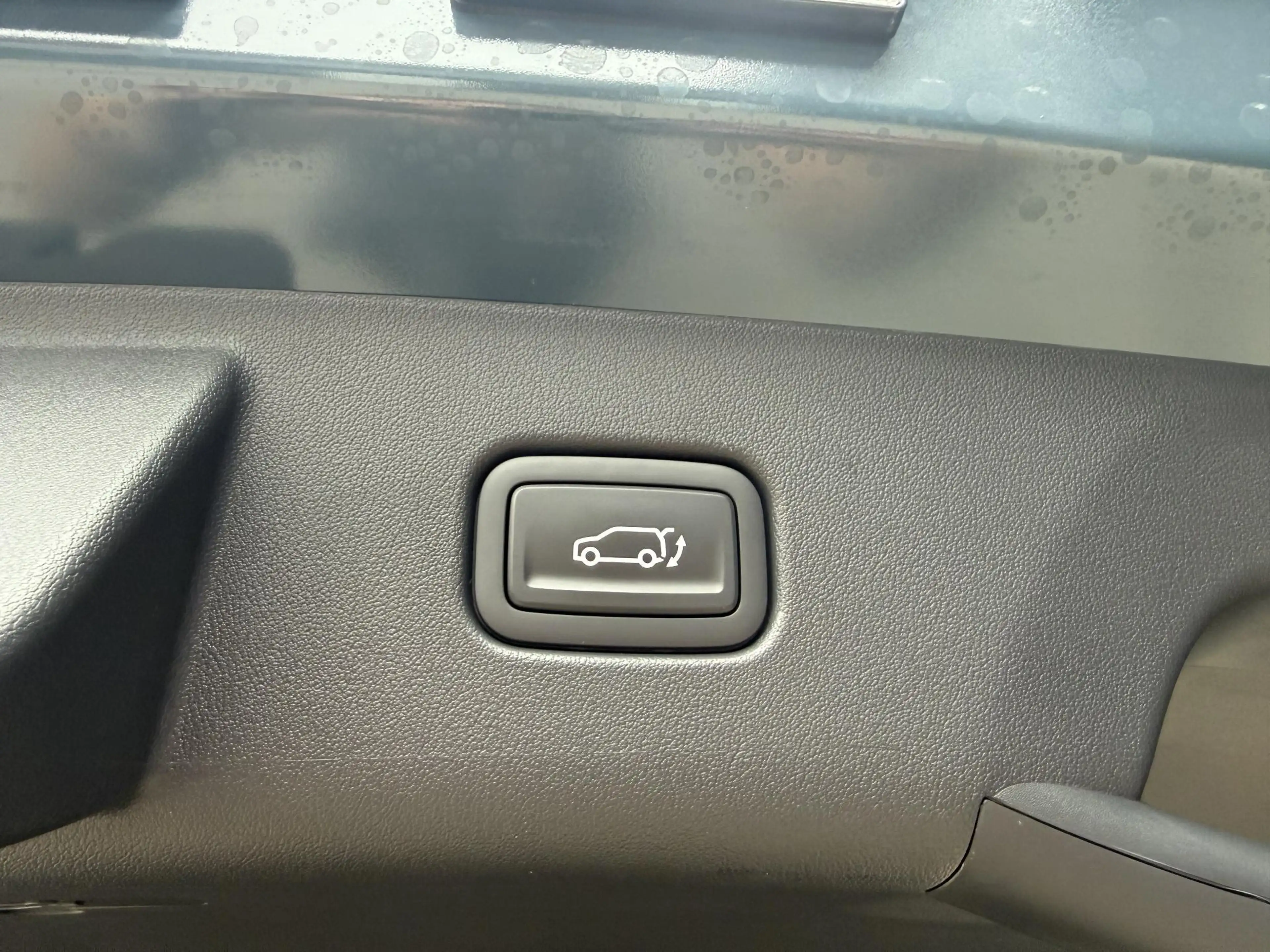 Kia Seltos 1.6 GDi Hybrid X-Line — photo 12