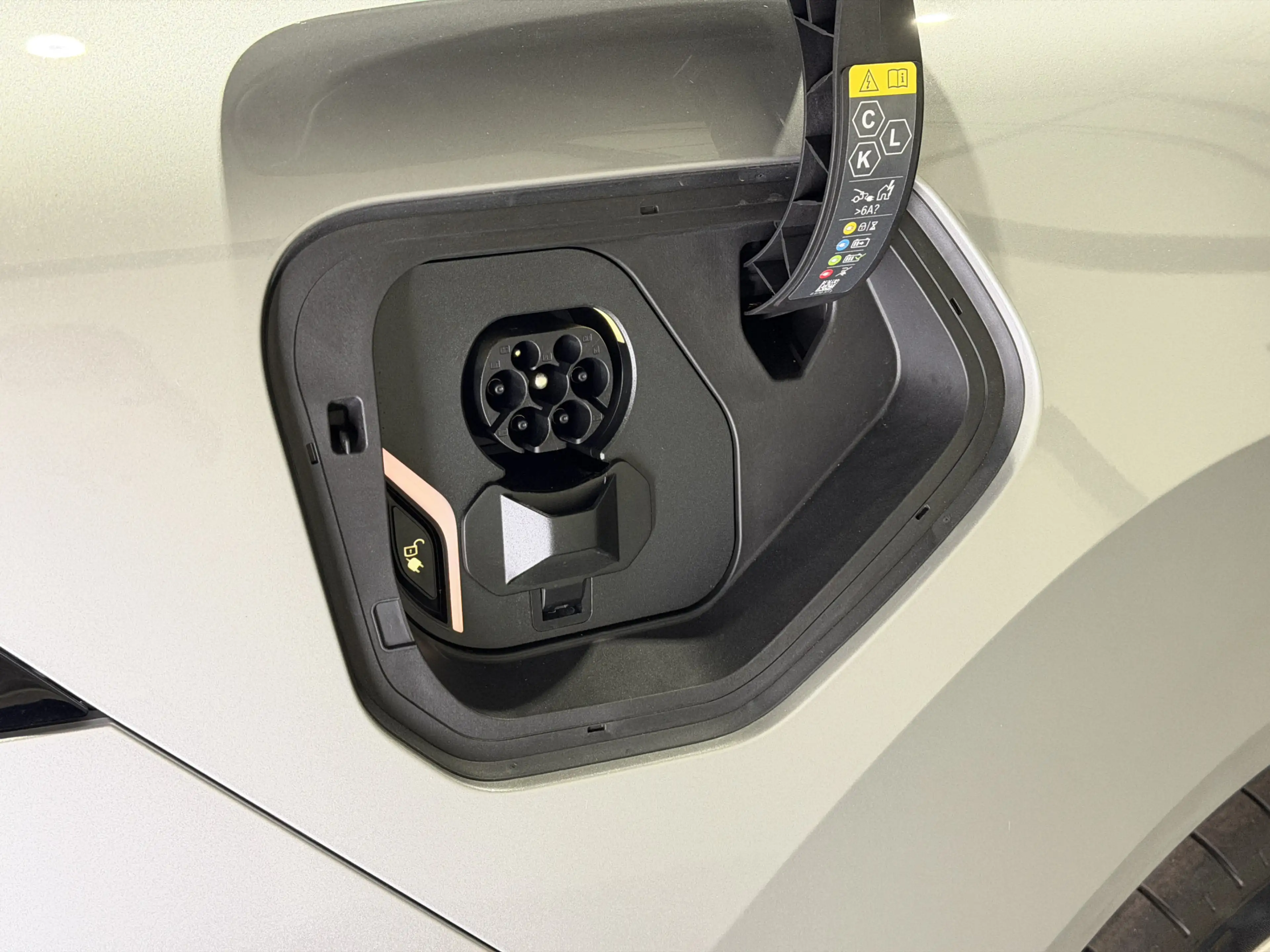 BMW iX3 50 xDrive 113 kWh | M Sport Pro | Trekhaak | H&K A — photo 13