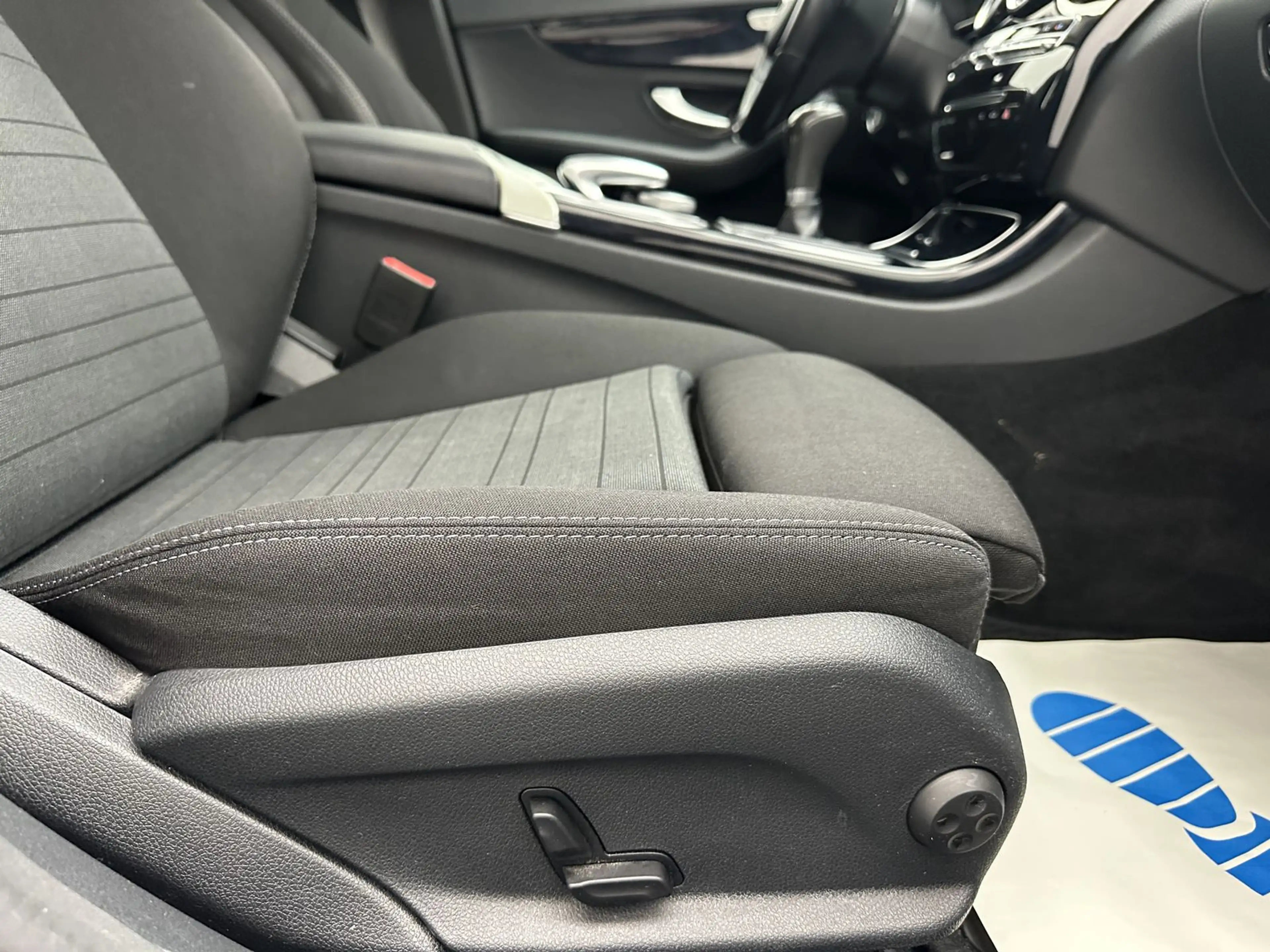Mercedes-Benz C 220 BlueTec ''NAVI-MULTI-PDC-SITZH-KLIMA'' — photo 9
