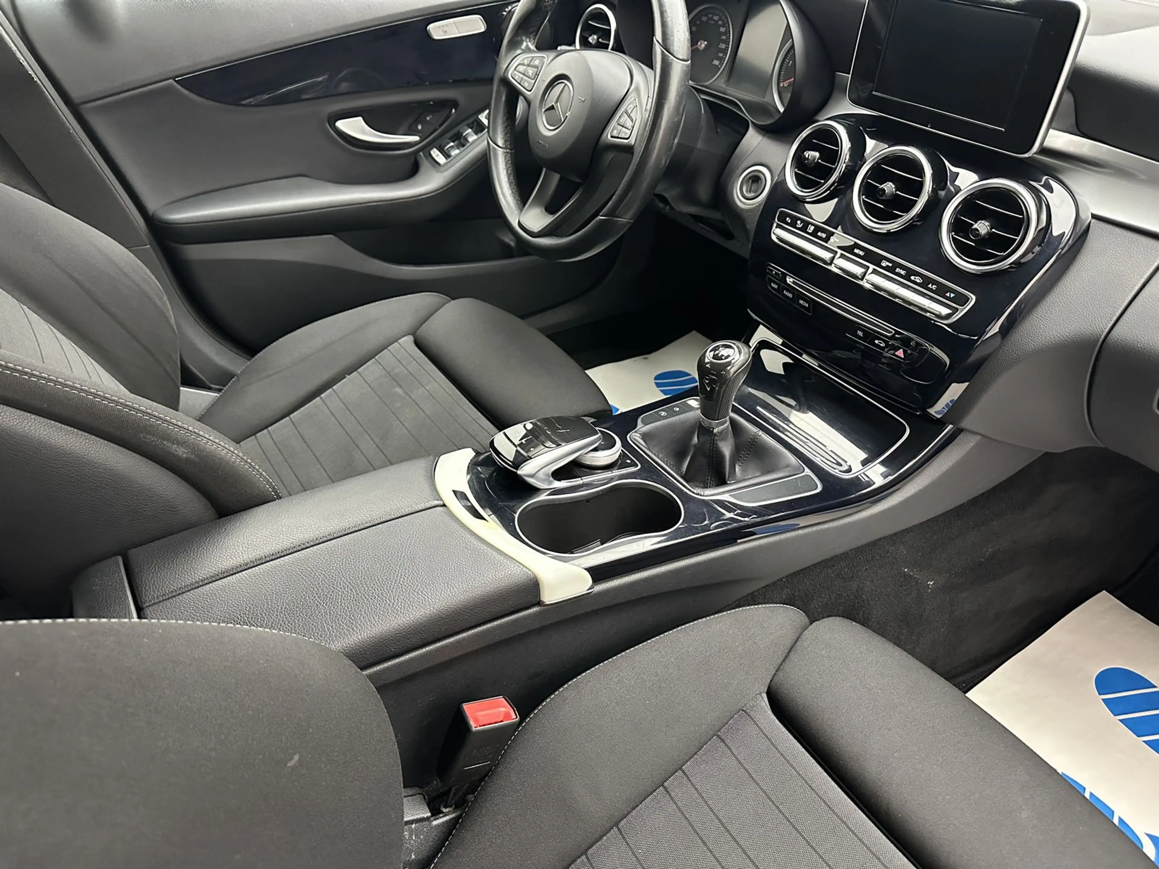 Mercedes-Benz C 220 BlueTec ''NAVI-MULTI-PDC-SITZH-KLIMA'' — photo 11