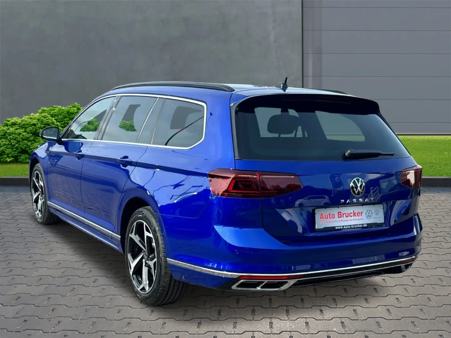 Volkswagen Passat Variant Business 2.0 TSI+Klimaautomatik-3-Zonen+Sportpaket Blau - 2