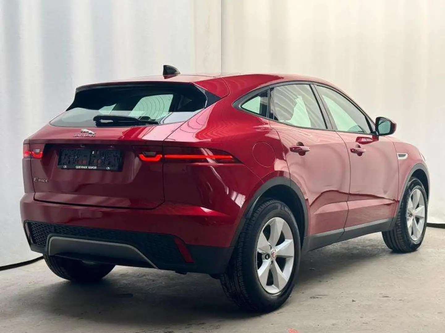 Jaguar E-Pace D150 FWD Rot - 2