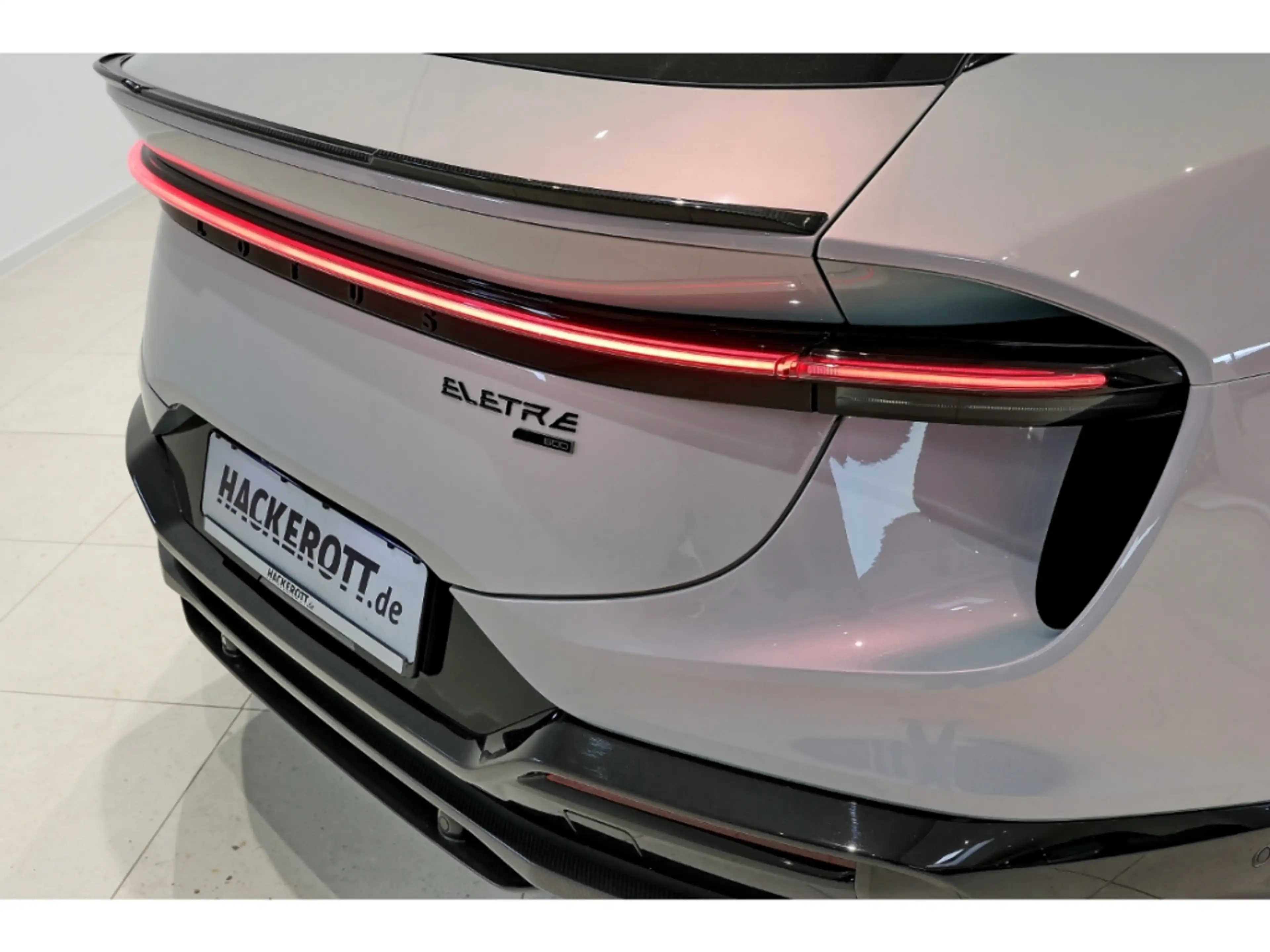 Lotus Eletre 600 Sport SE Carbon Pack,Electric Towbar — photo 4
