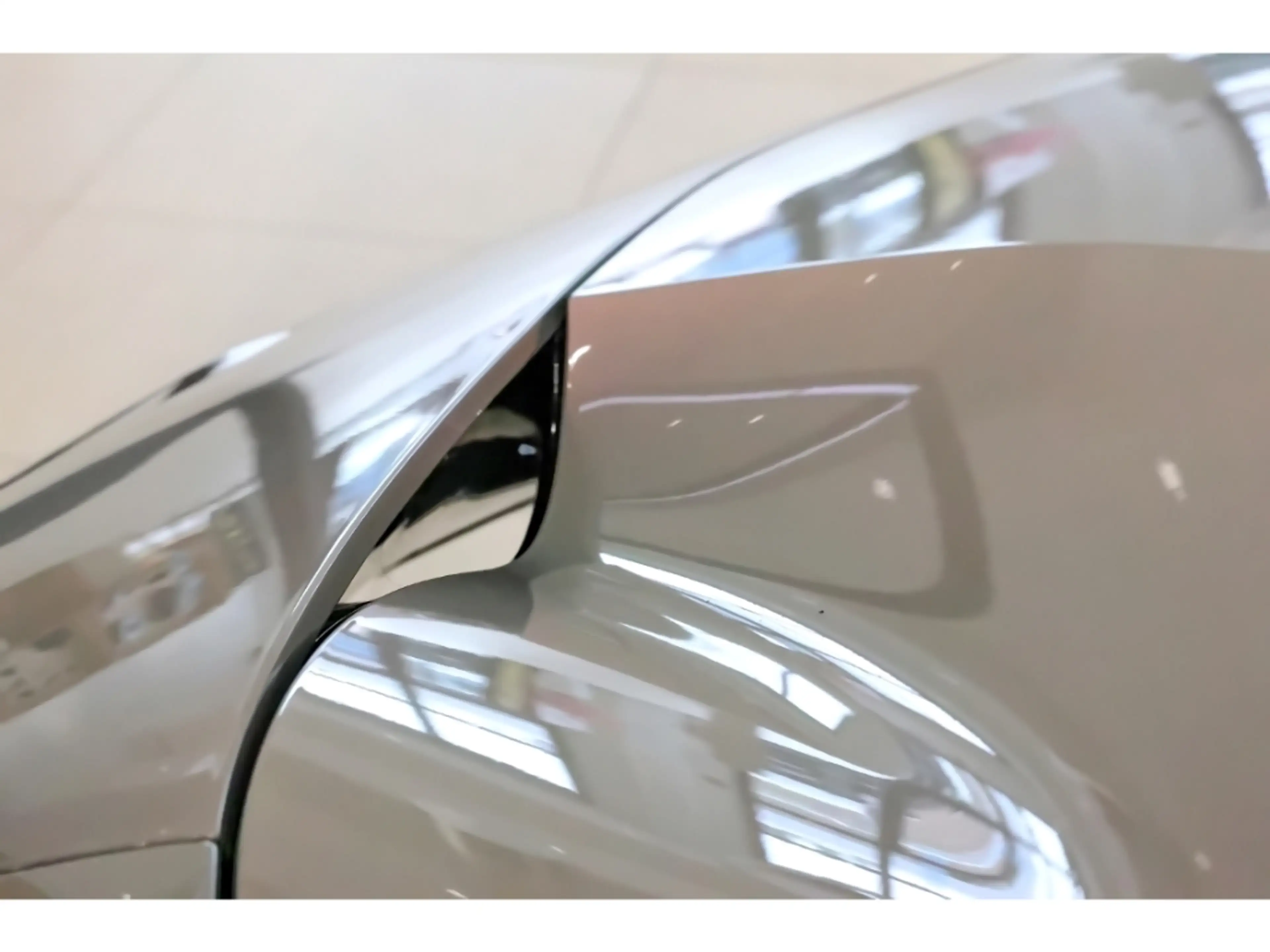 Lotus Eletre 600 Sport SE Carbon Pack,Electric Towbar — photo 6