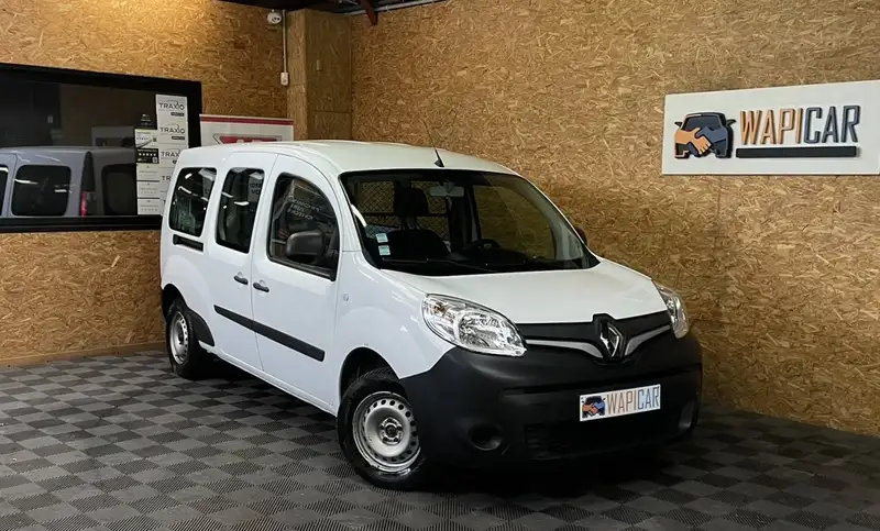 Renault Kangoo Maxi 1.5 dCi eur6 utilitaire * TVA récupérable * GARANTIE de 1 à 3 ANS