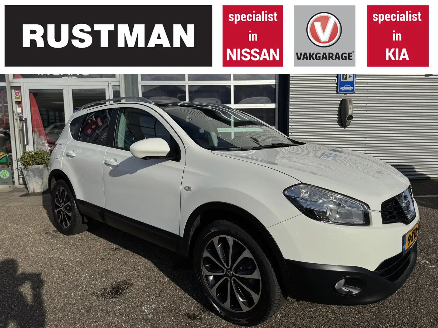 Nissan Qashqai 1.6 Connect Edition Weiß - 1