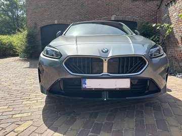 120 Hybride. M-Sport. 360 ° Camera. Waarborg tot 04/2028. TOPSTAAT.