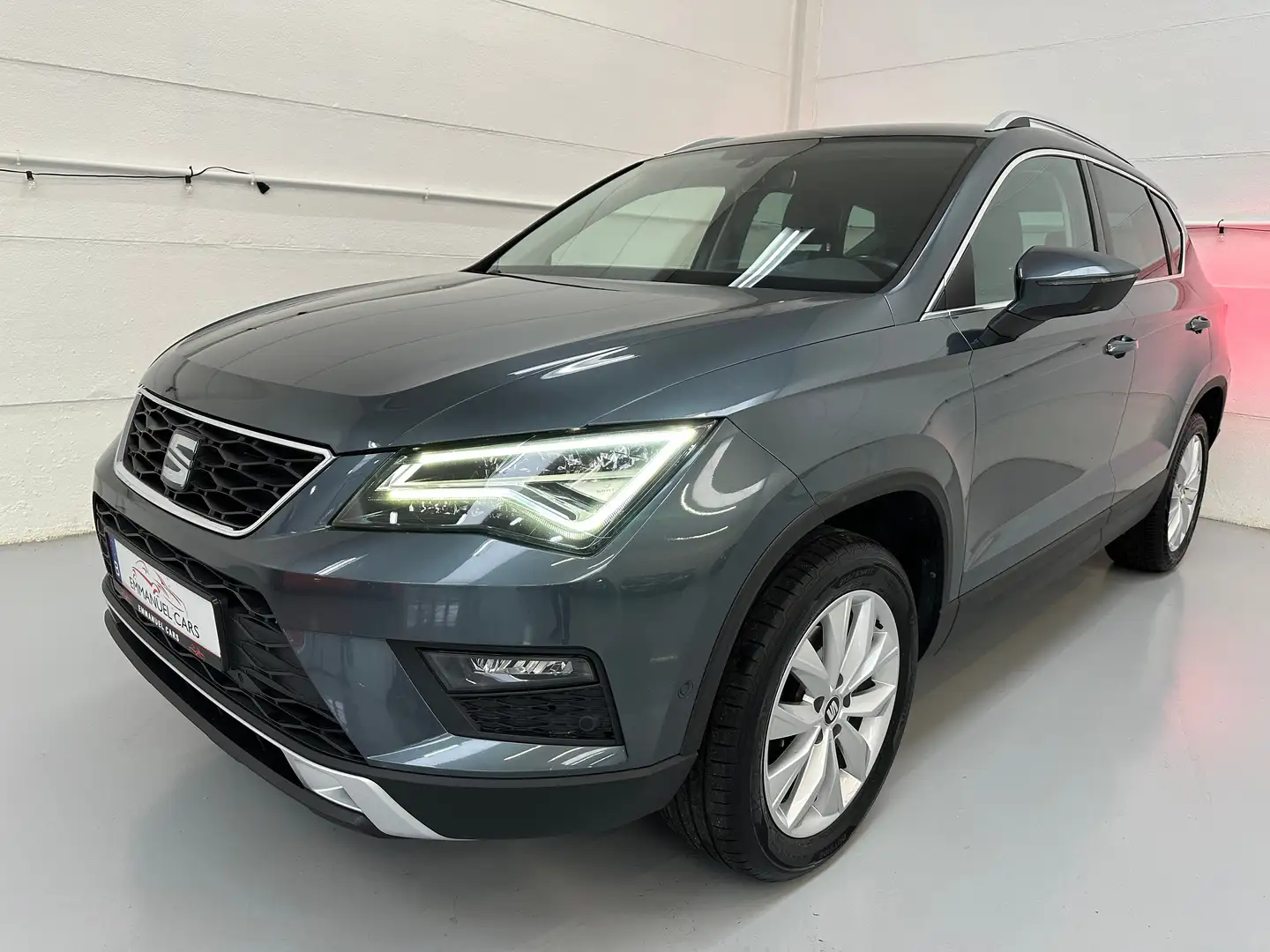 SEAT Ateca 1.6 TDI CarPlay+LED+Attache amovible. GARANTIE 1AN Grijs - 2
