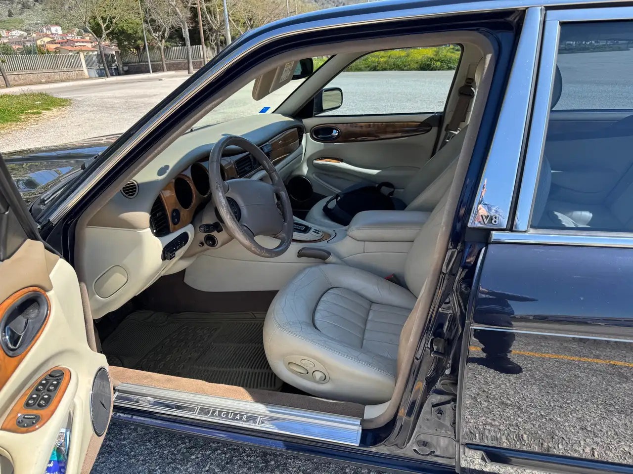 Jaguar XJ 3.2 V8 Sovereign, foto 4
