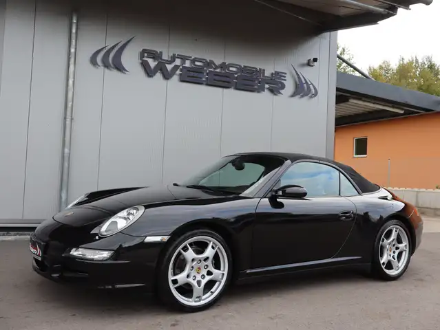 Porsche 997 Carrera 4 Cabriolet *BI-XENON*NAVI*LEDER*19"LM-FLG