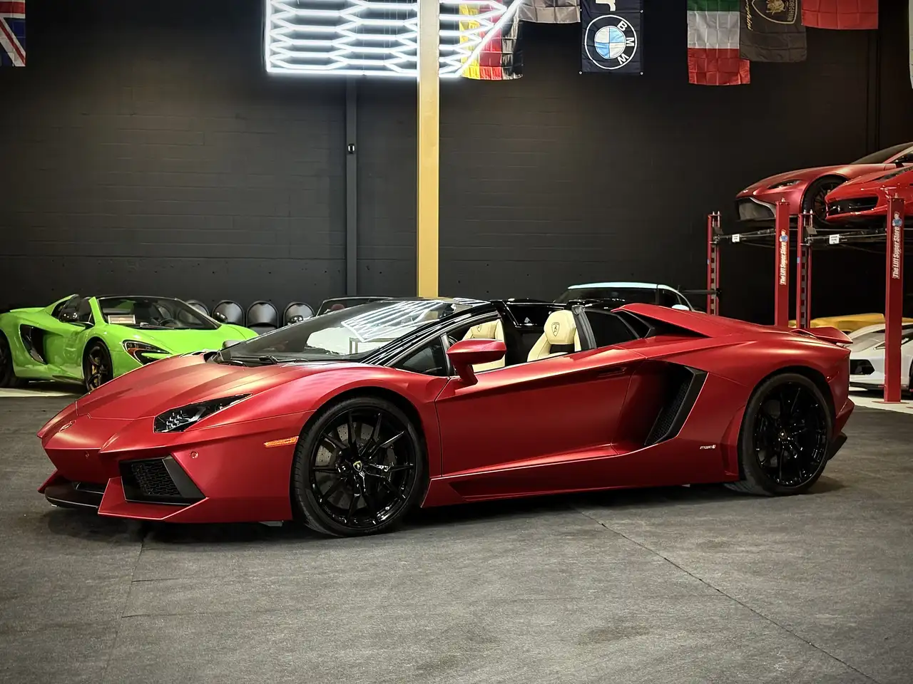 2016 Lamborghini Aventador