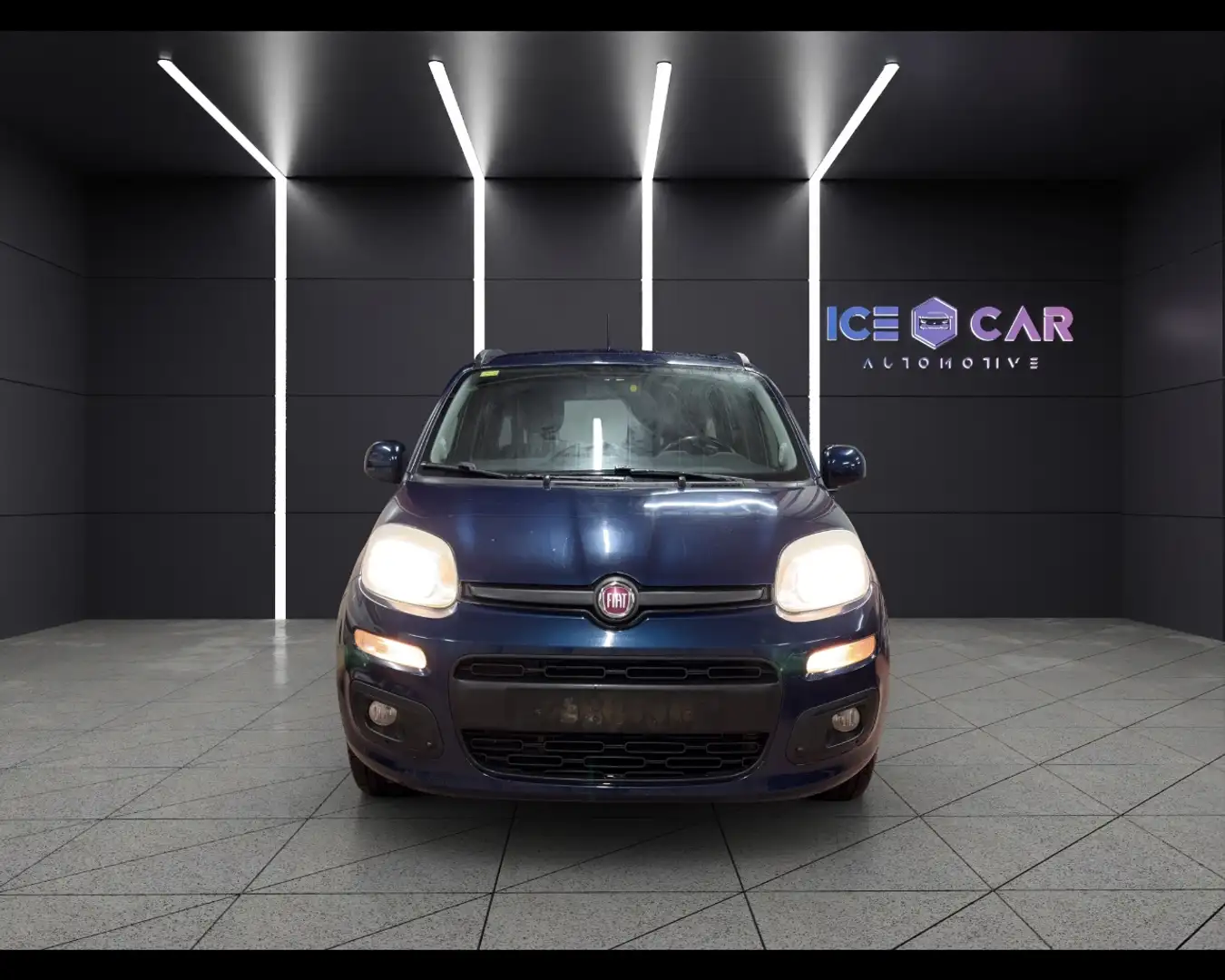 Fiat Panda 1.2 Lounge Blau - 2