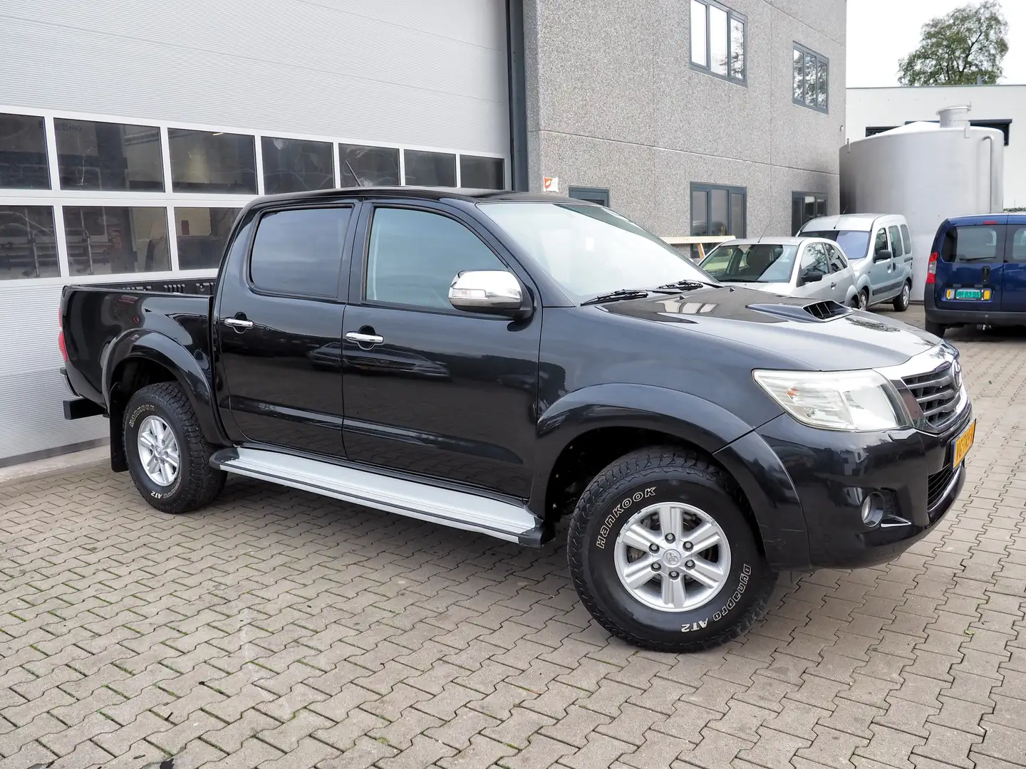 Toyota Hilux 3.0 D-4D-F 4WD GRIJS KENT. CLIMA CRUISE NAVI TREKH - 1