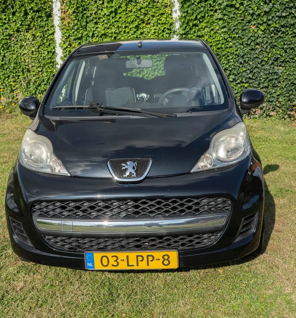 Peugeot 107 107 1.0-12V Urban Move - Zwart - Airco - 5 Deurs - 1