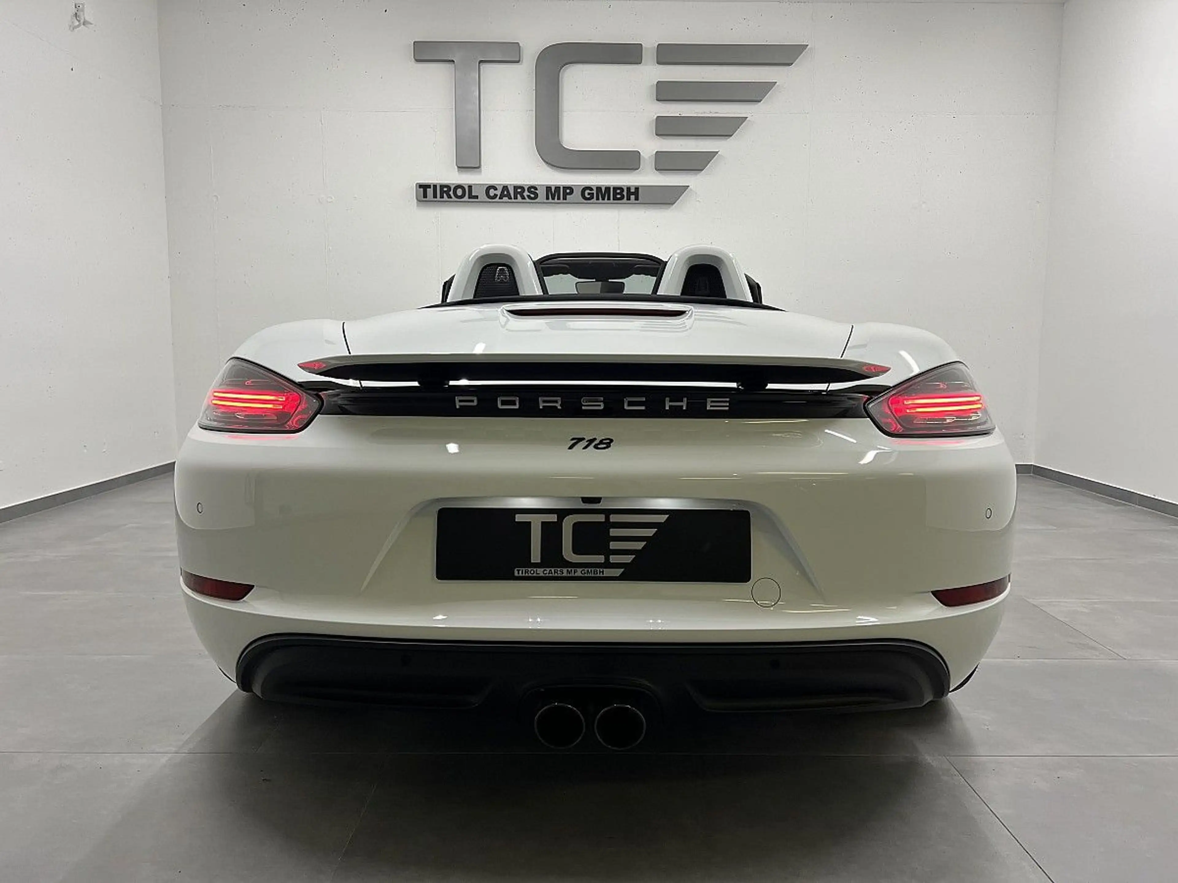 Porsche Boxster 718 PDK 20",Bose, Rfk, Sportendrohre, ... — photo 6