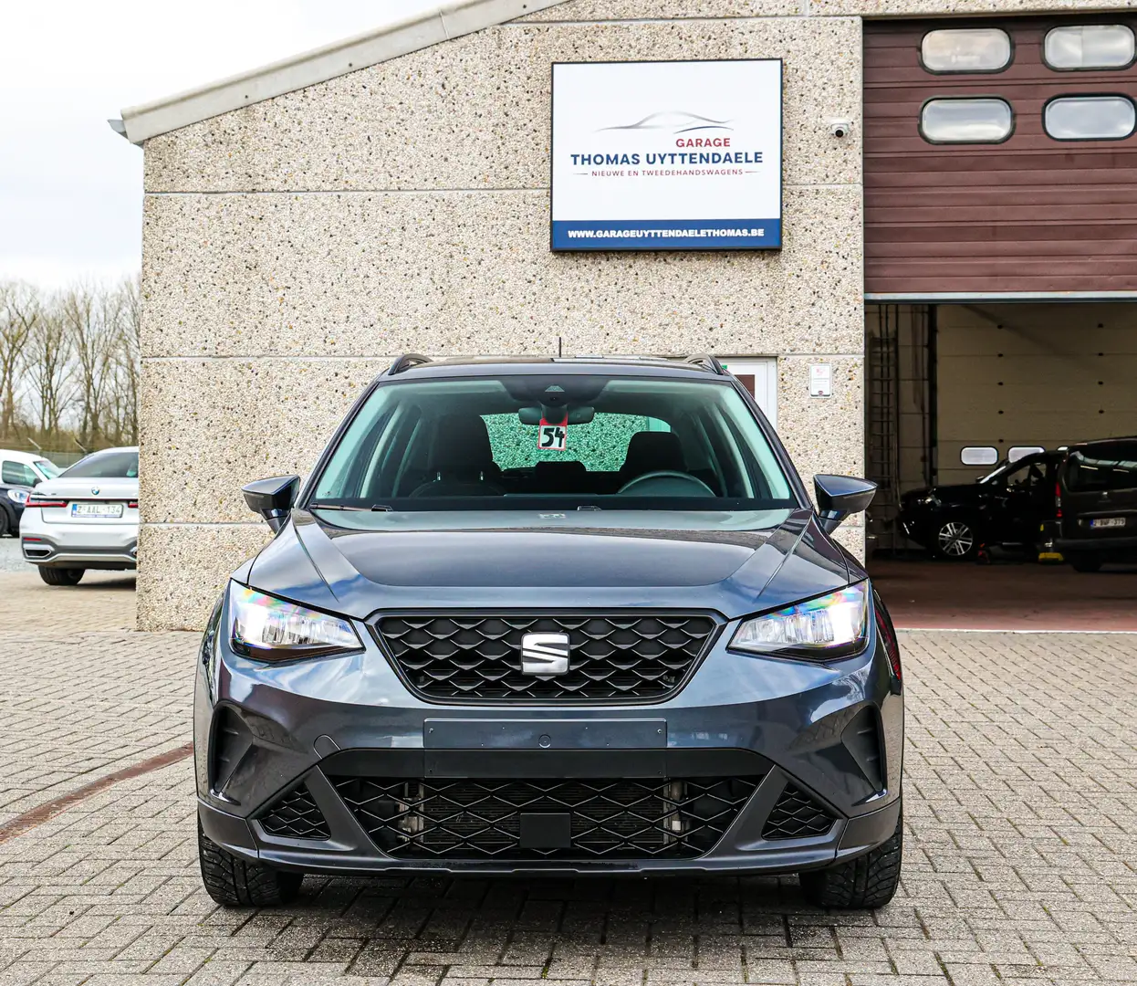 SEAT Arona AUTOMAAT*ZETELVERWARMING*DIGI-AIRCO*APPLE-CARPLAY* Grijs - 2