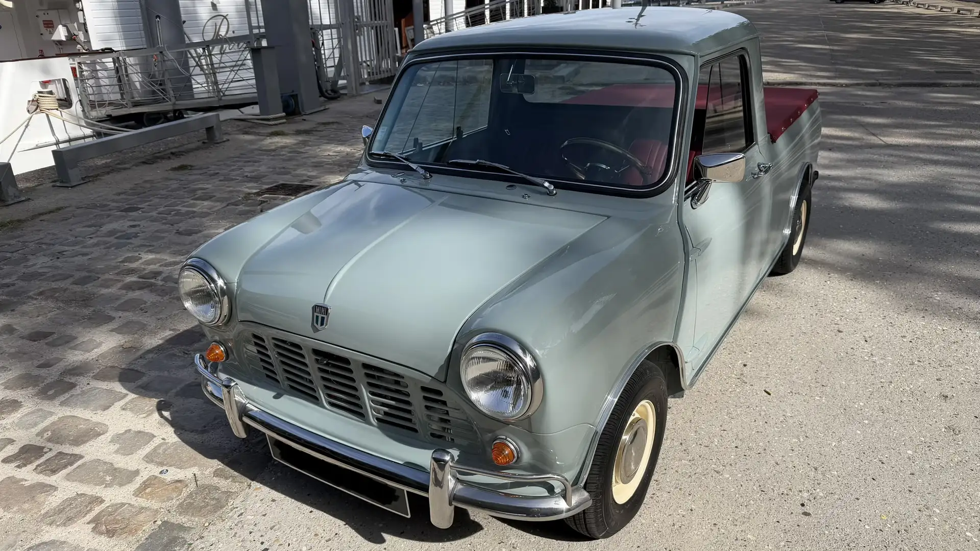 Austin Mini Pick Up - 1