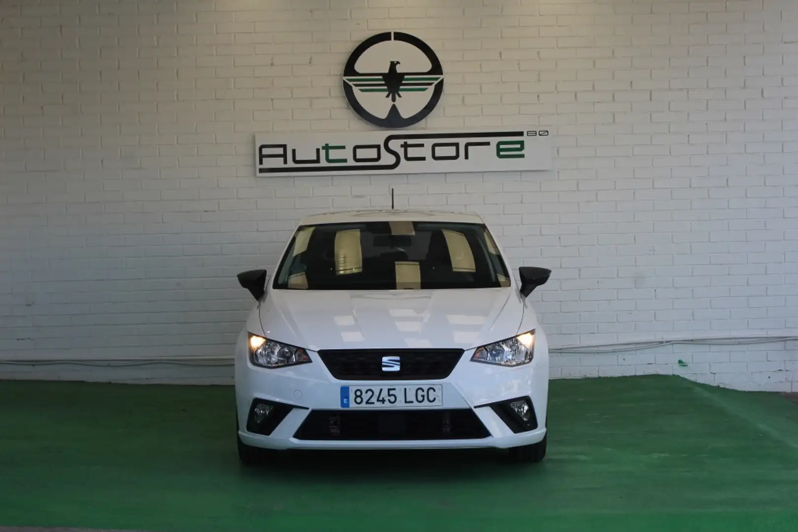 SEAT Ibiza 1.0 TSI S&S Reference Plus 95 Wit - 2