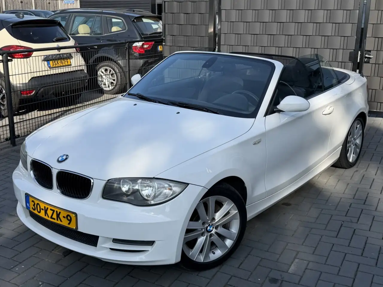 BMW 118