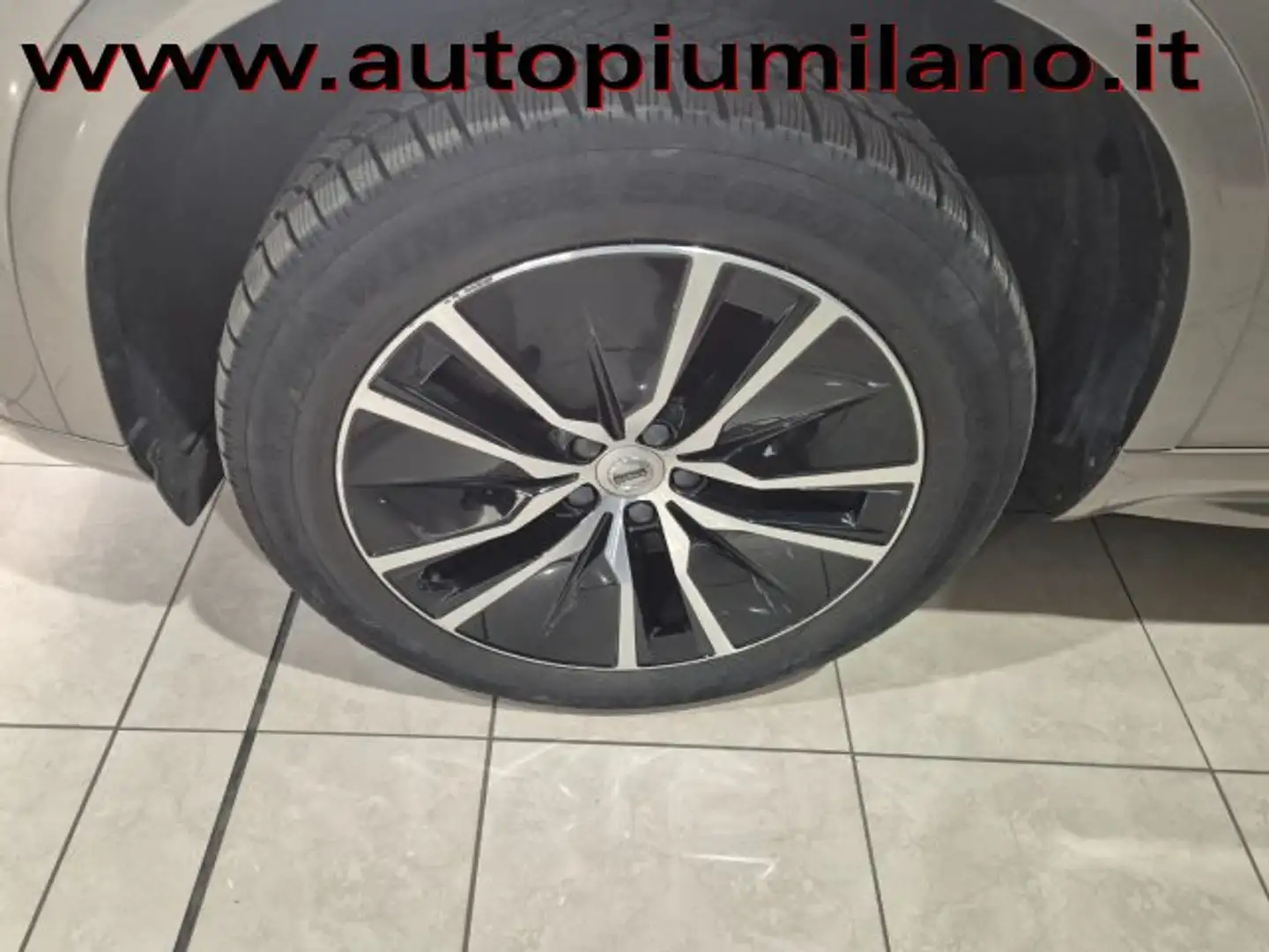 Volvo XC90 XC90 II 2.0 awd Momentum Or - 2