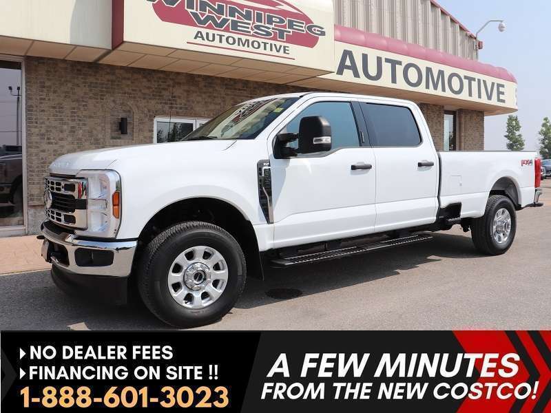 White 2024 Ford F-350 Super Duty Pickup Truck Four-Wheel Drive Automatic