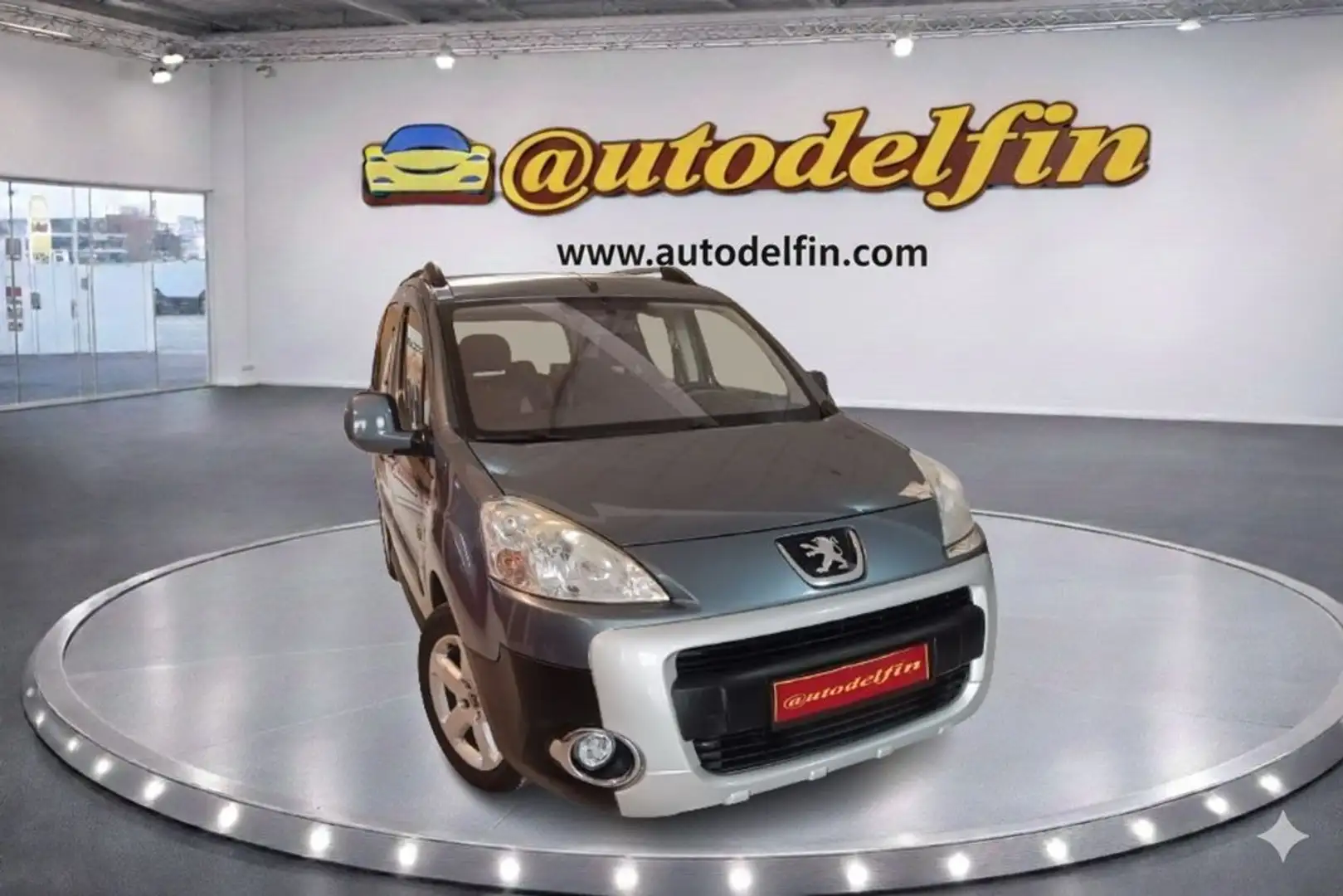 Peugeot Partner Tepee Outdoor 1.6 HDi 112cv FAP Euro 5 Bleu - 2