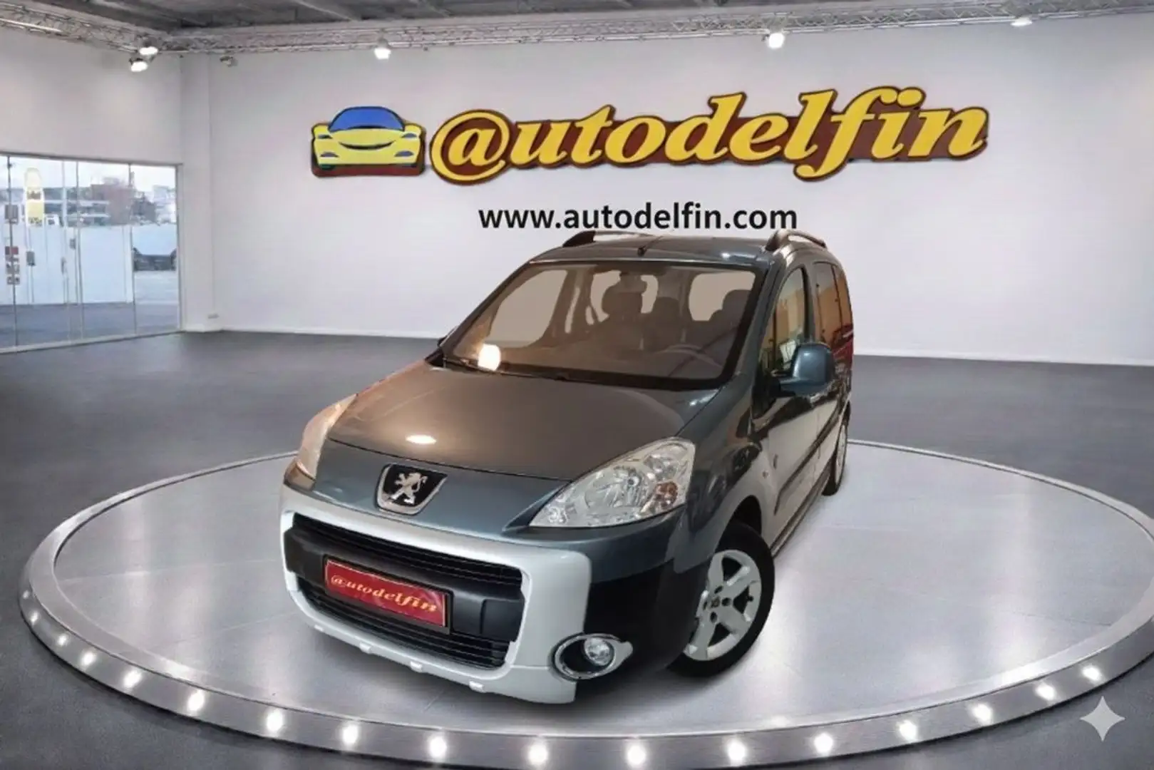 Peugeot Partner Tepee Outdoor 1.6 HDi 112cv FAP Euro 5 Bleu - 1