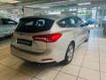 Ford Focus Turnier Cool & Connect Automatik Argent - thumbnail 2
