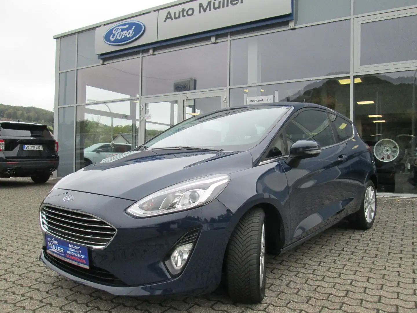 Ford Fiesta Titanium Bleu - 1