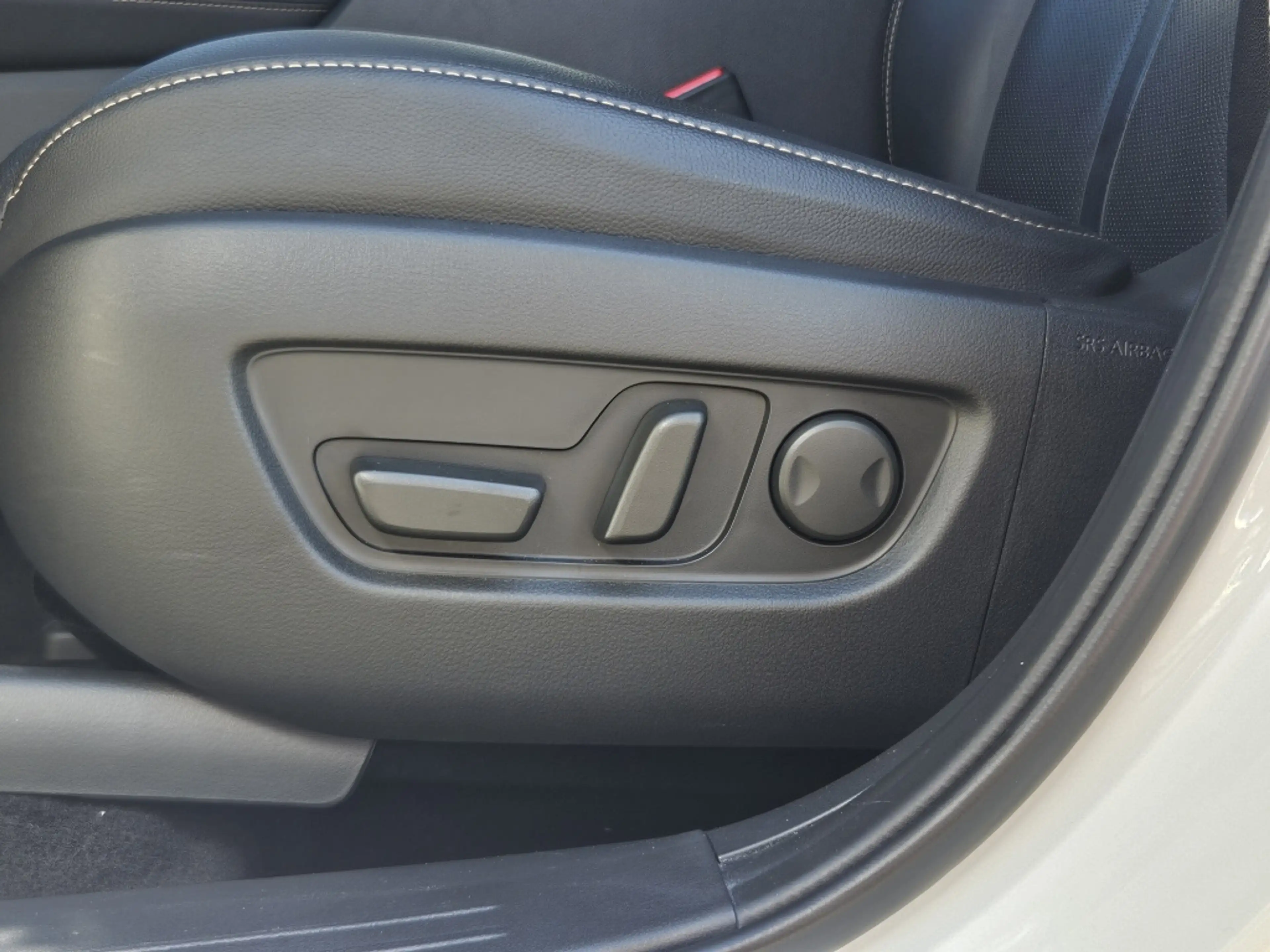 Mazda CX-60 2.5 e-SkyActiv PHEV 327pk Homura / Convenience Pac — photo 26