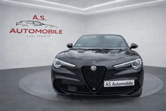 Alfa Romeo Stelvio Quadrifoglio Q4