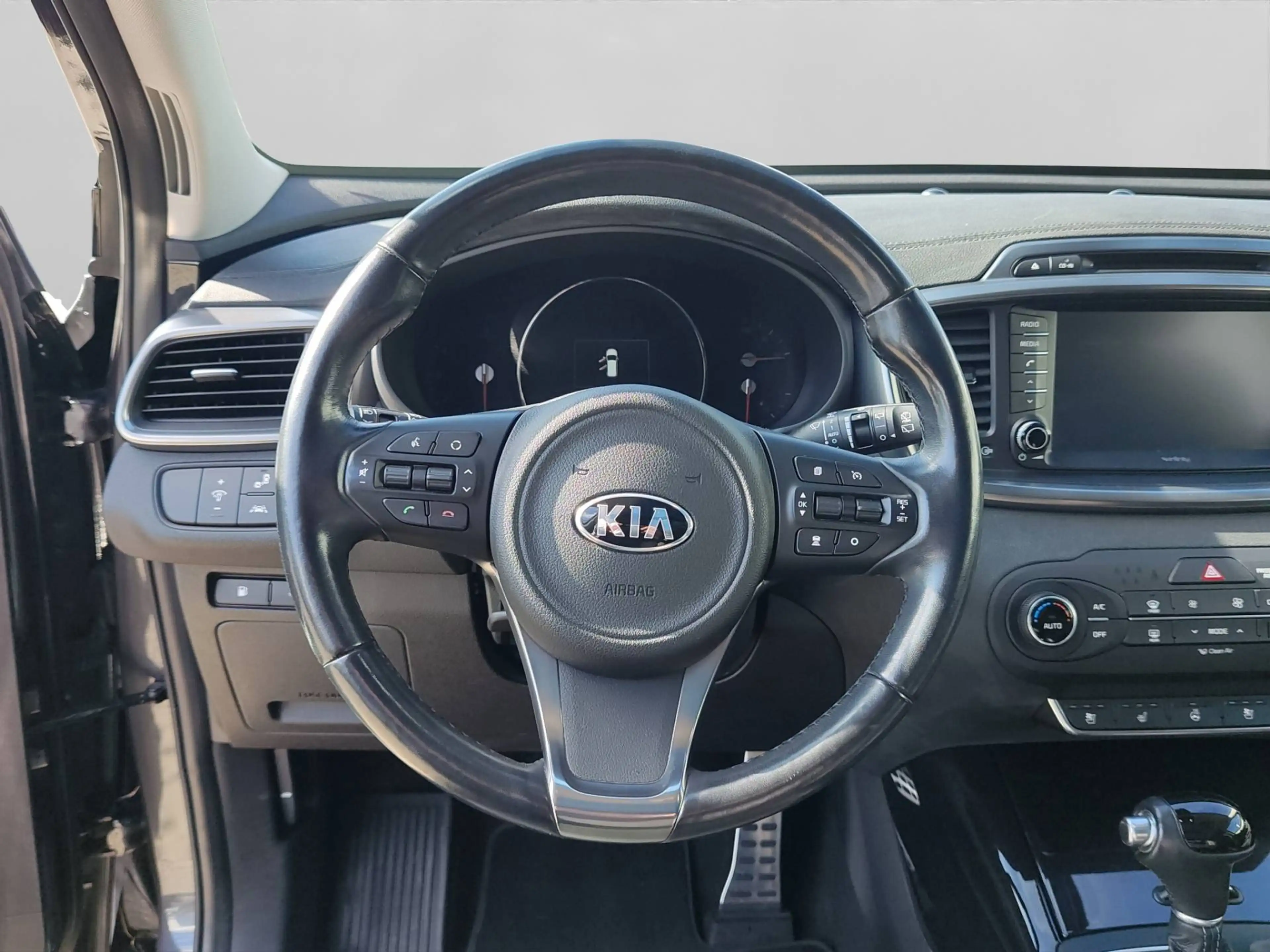 Kia Sorento SORENTO 2.2D AWD AT 7S PLATINUM STD-AHK+SHZ+NAVI — photo 10