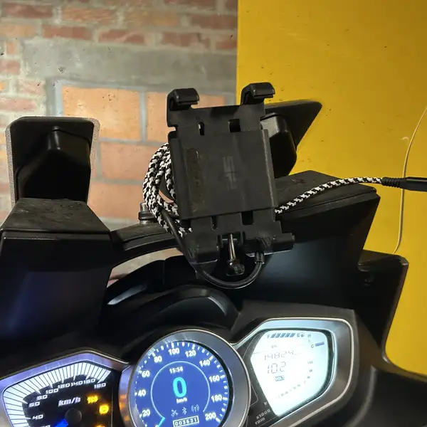 Kymco Xciting S 400i ABS - foto 2