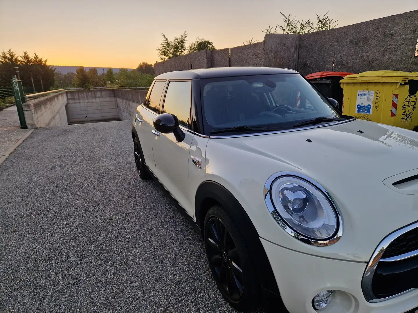 MINI Cooper S Beige - 2