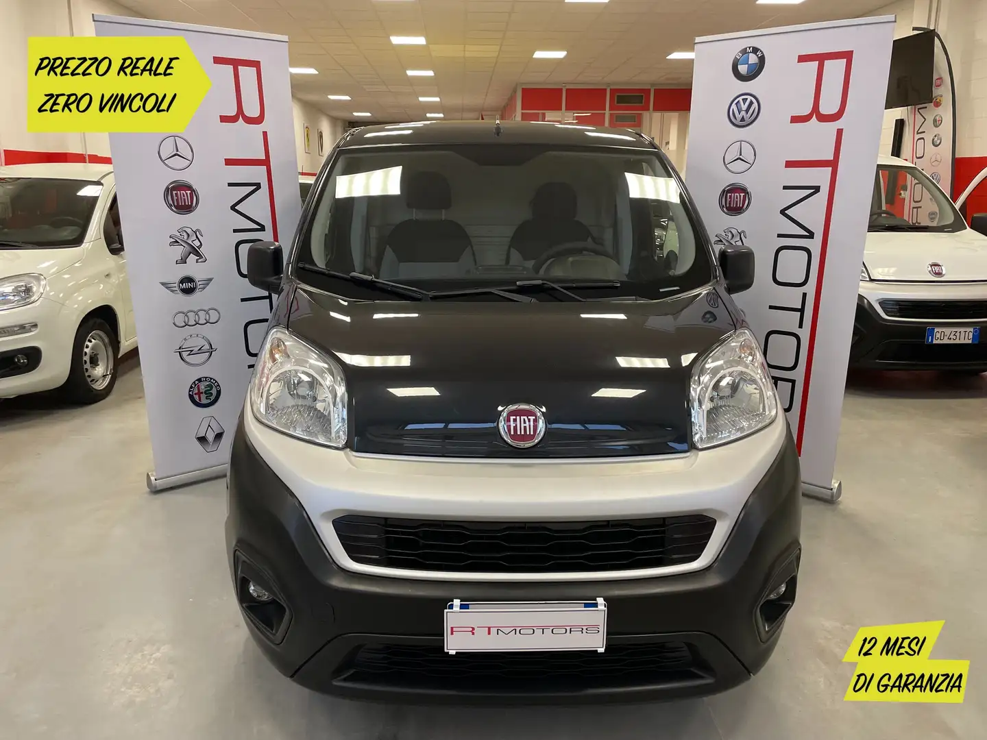 Fiat Fiorino 1.3 MJT 95CV Cargo SX Euro 6 Negro - 1
