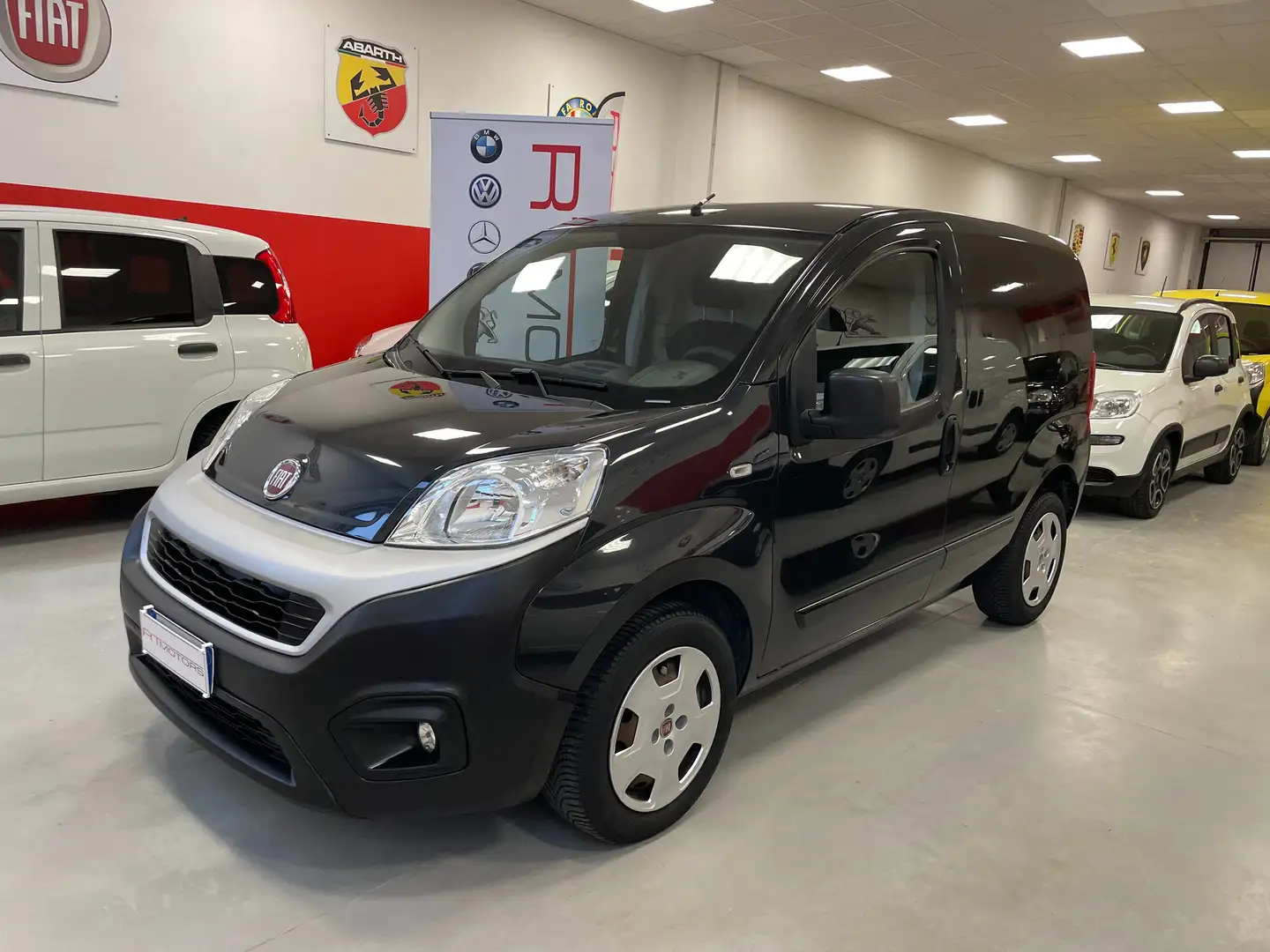 Fiat Fiorino 1.3 MJT 95CV Cargo SX Euro 6 Negro - 2