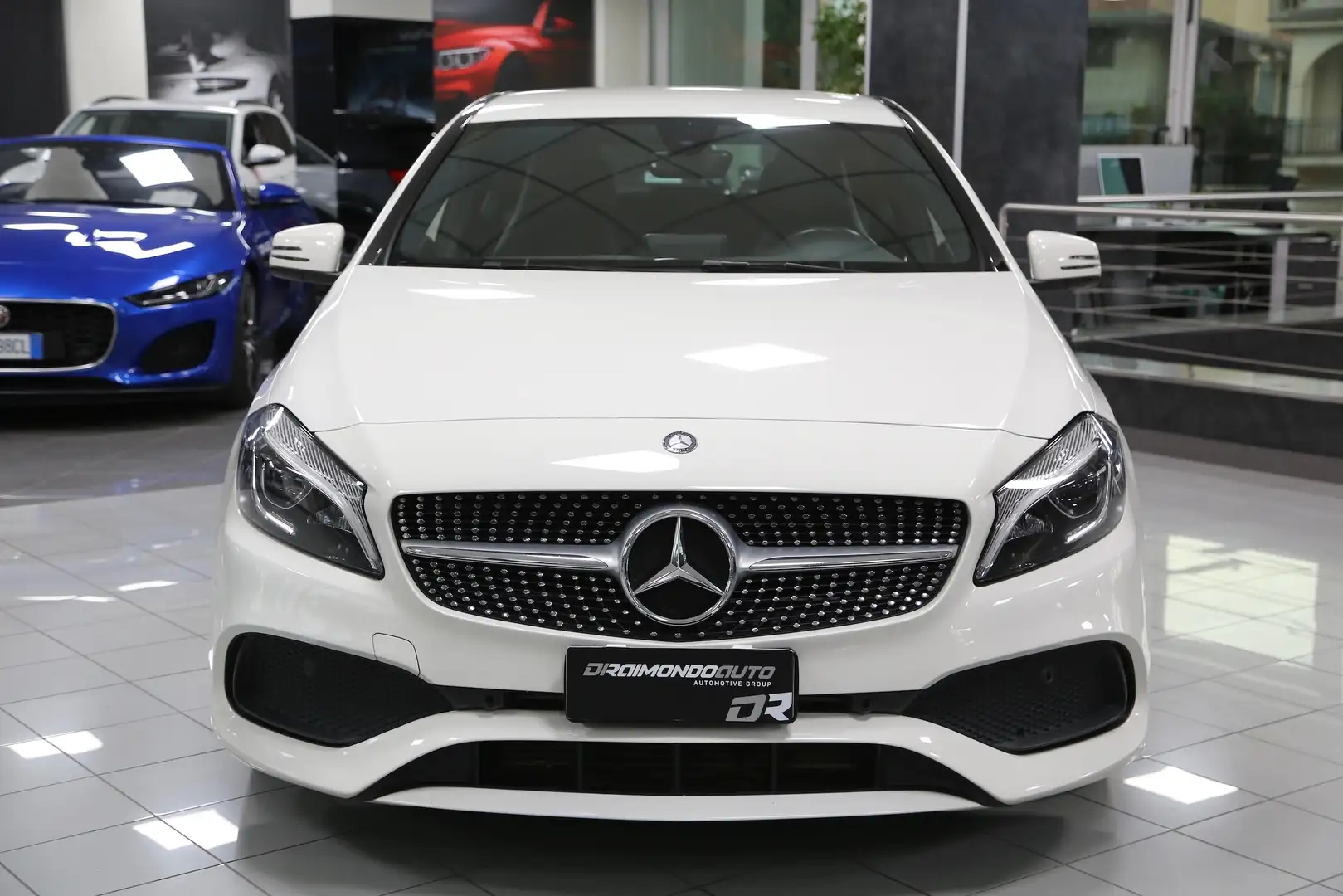 Mercedes-Benz A 220 d Automatic Premium AMG Bianco - 2