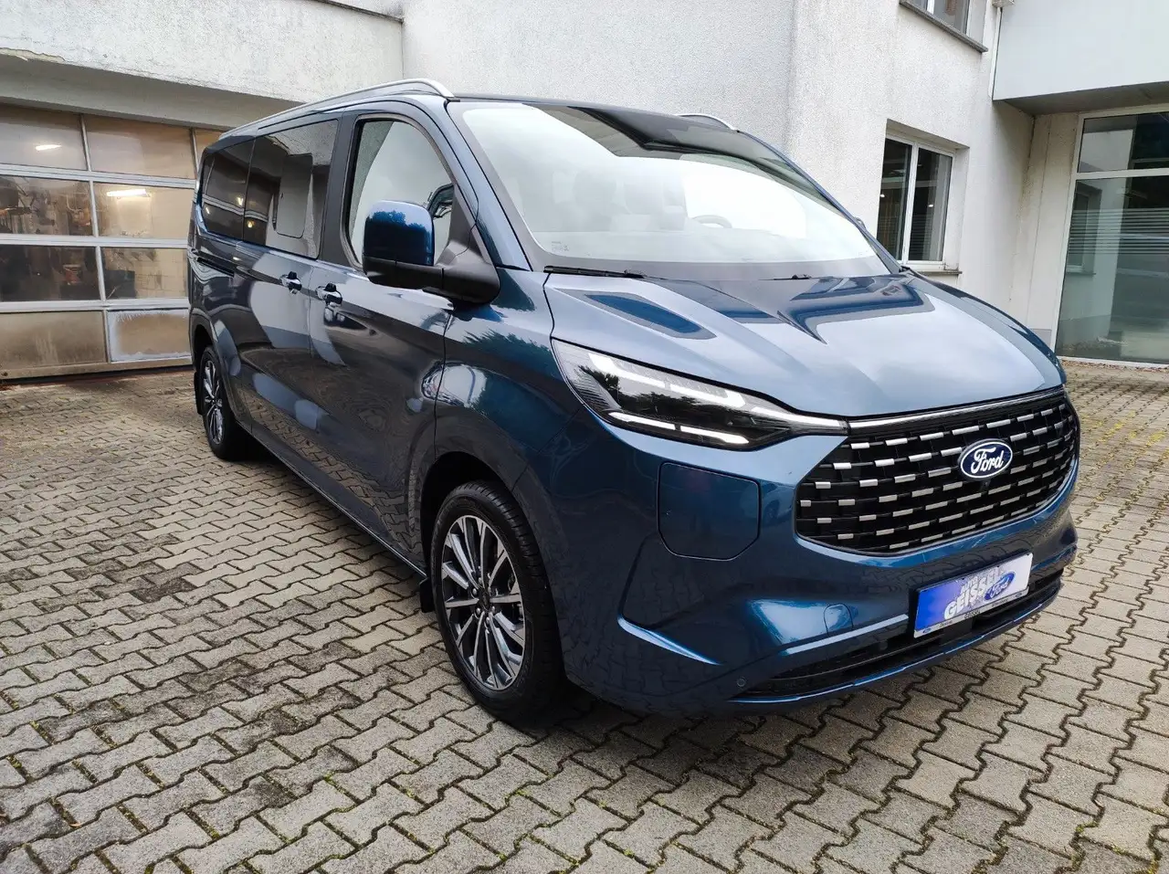 Ford Tourneo Custom 2026