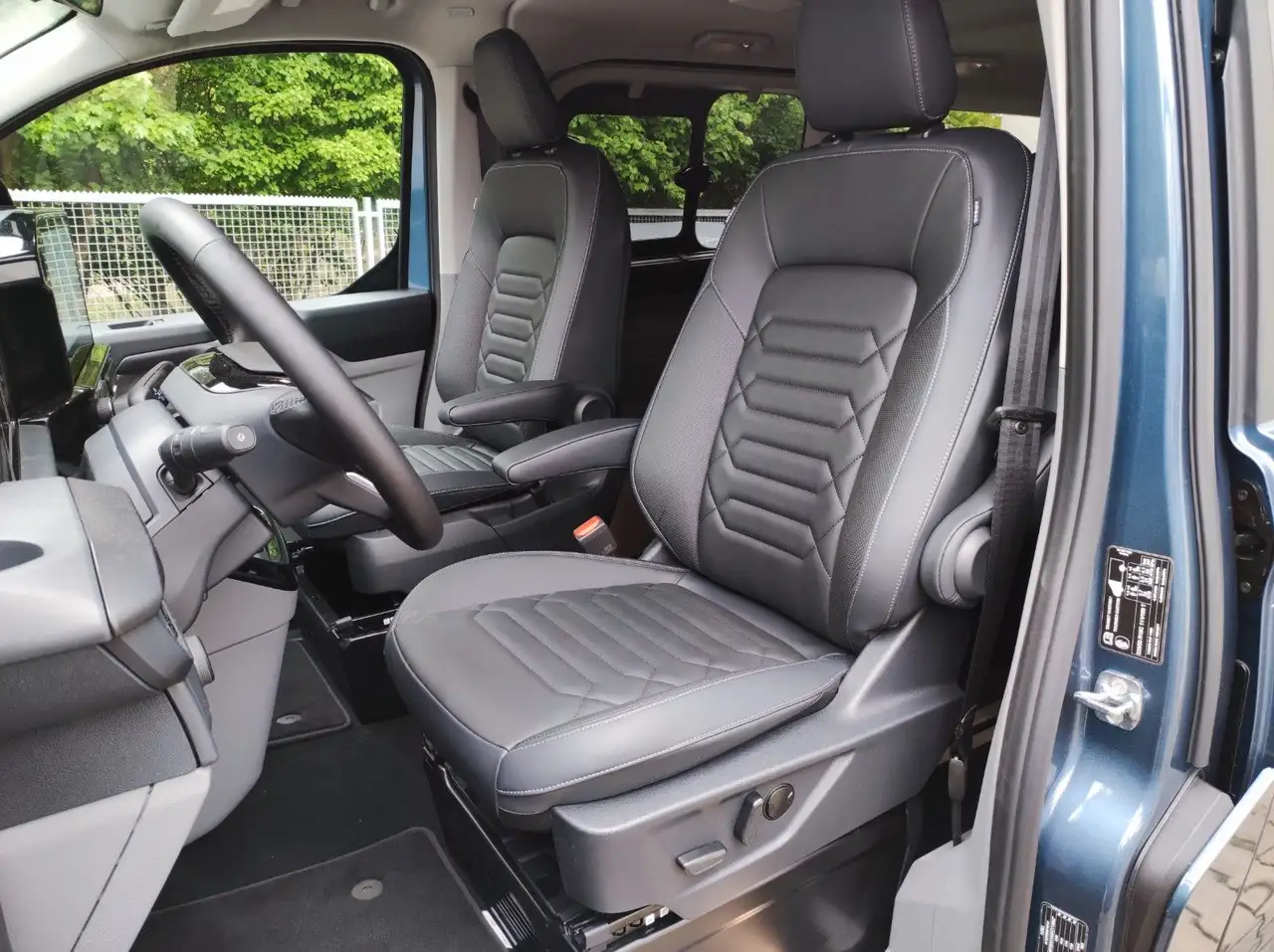 Ford Tourneo Custom 2026 — фото 10