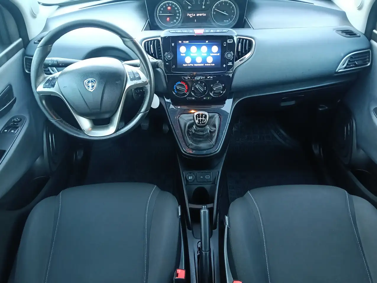 Lancia Ypsilon 2022 — фото 10