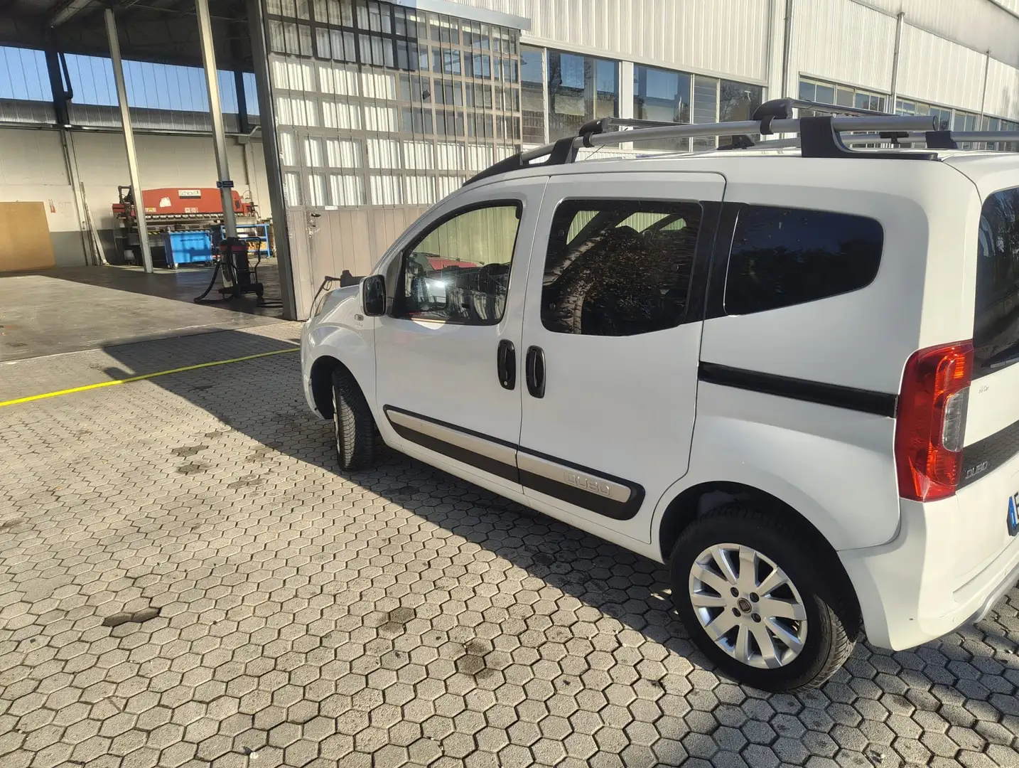 Fiat Qubo Qubo 2008 1.3 mjt 16v Trekking 95cv Alb - 2