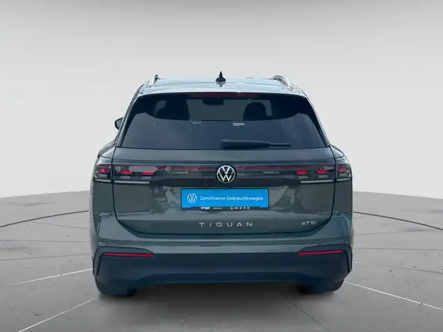 Volkswagen Tiguan view 7