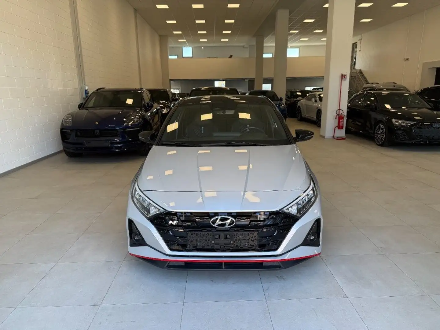 Hyundai i20 N 1.6 T-GDI MT N-Performance Grigio - 1